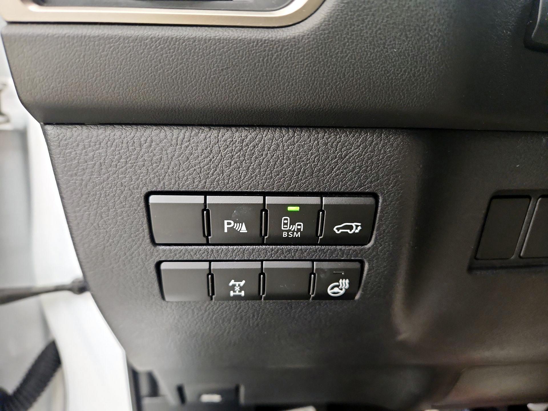 Thumbnail: 2016 Lexus NX - 13