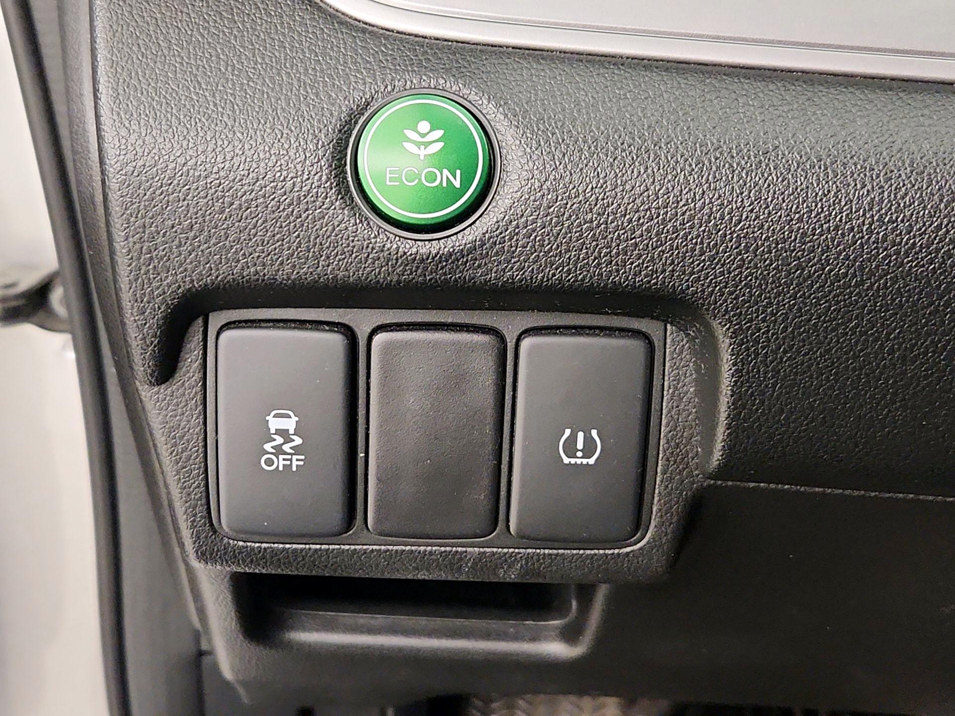 Thumbnail: 2015 Honda CR-V - 13