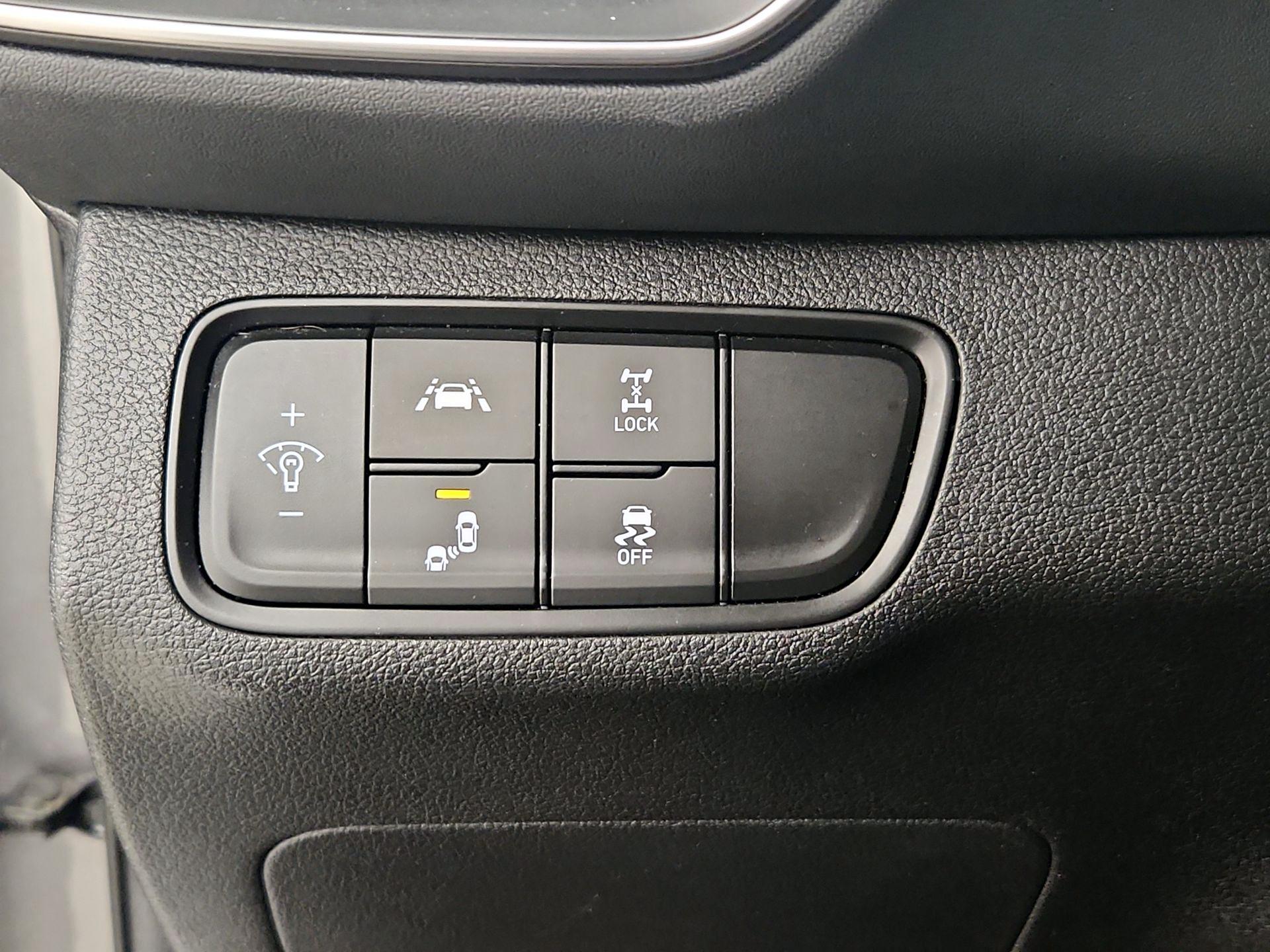 Thumbnail: 2019 Hyundai Santa Fe - 13