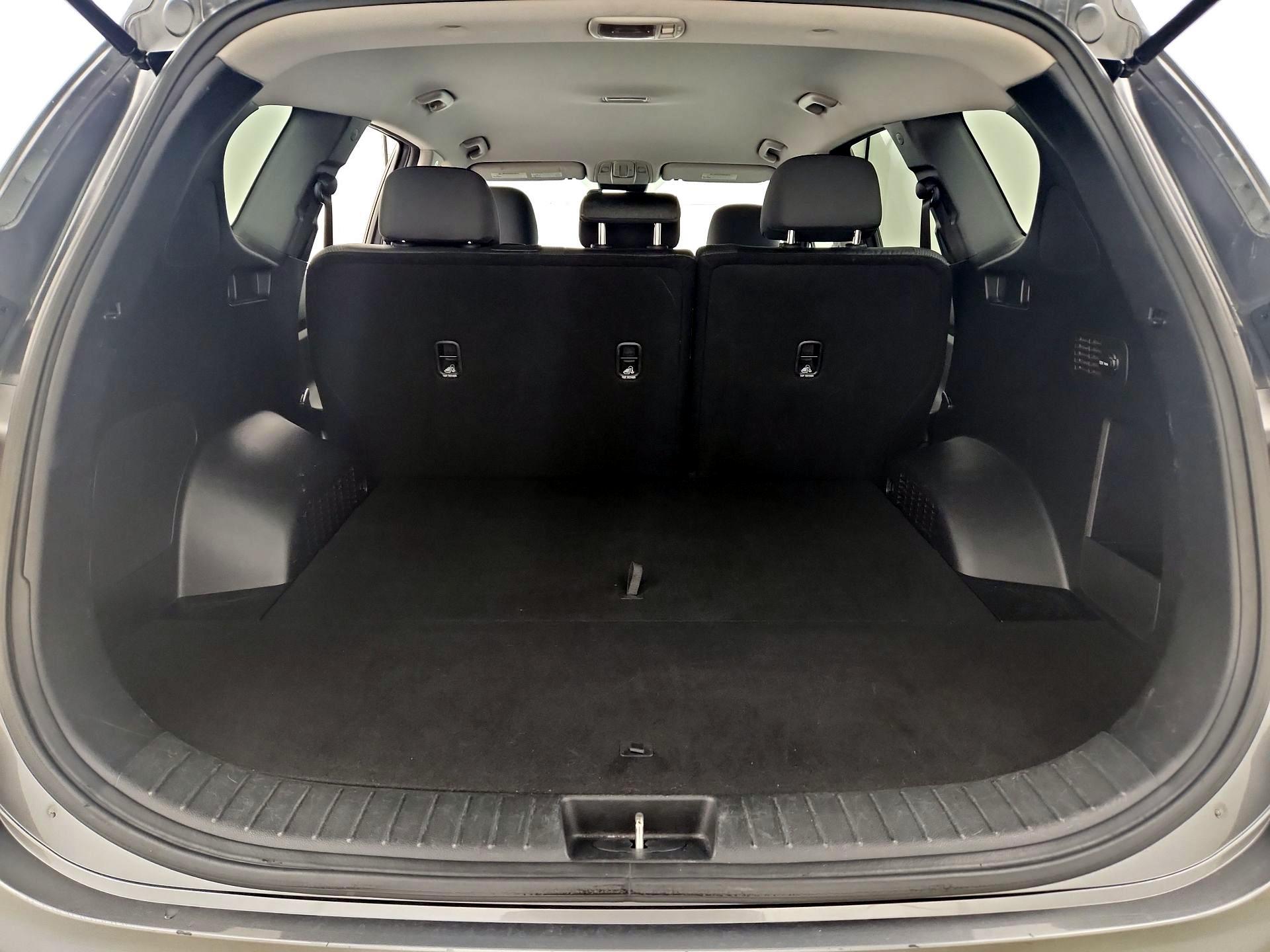 Thumbnail: 2019 Hyundai Santa Fe - 20