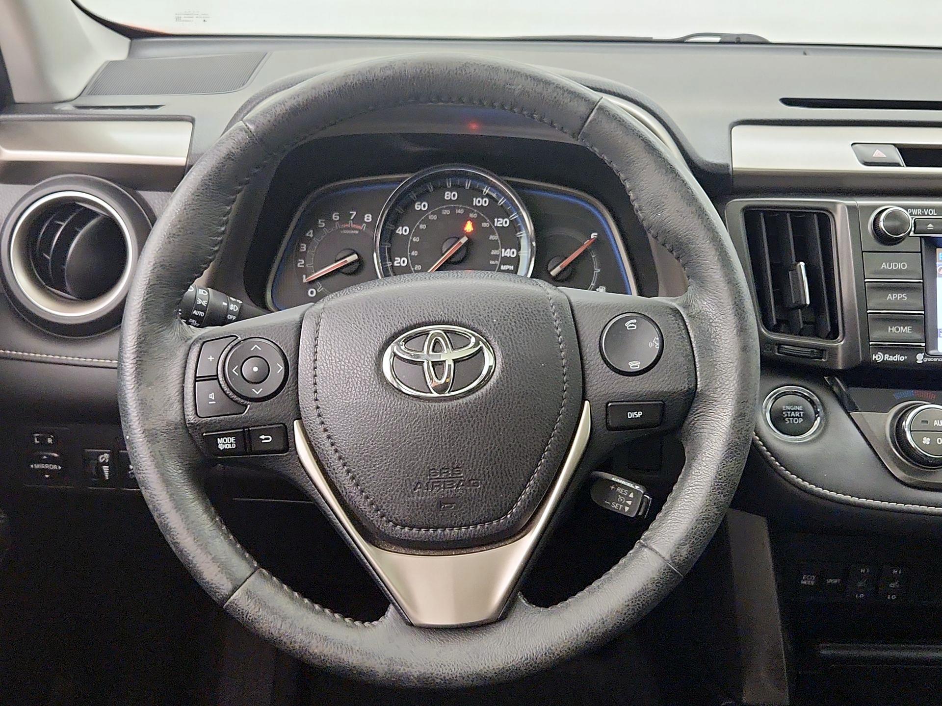 Thumbnail: 2015 Toyota RAV4 - 10