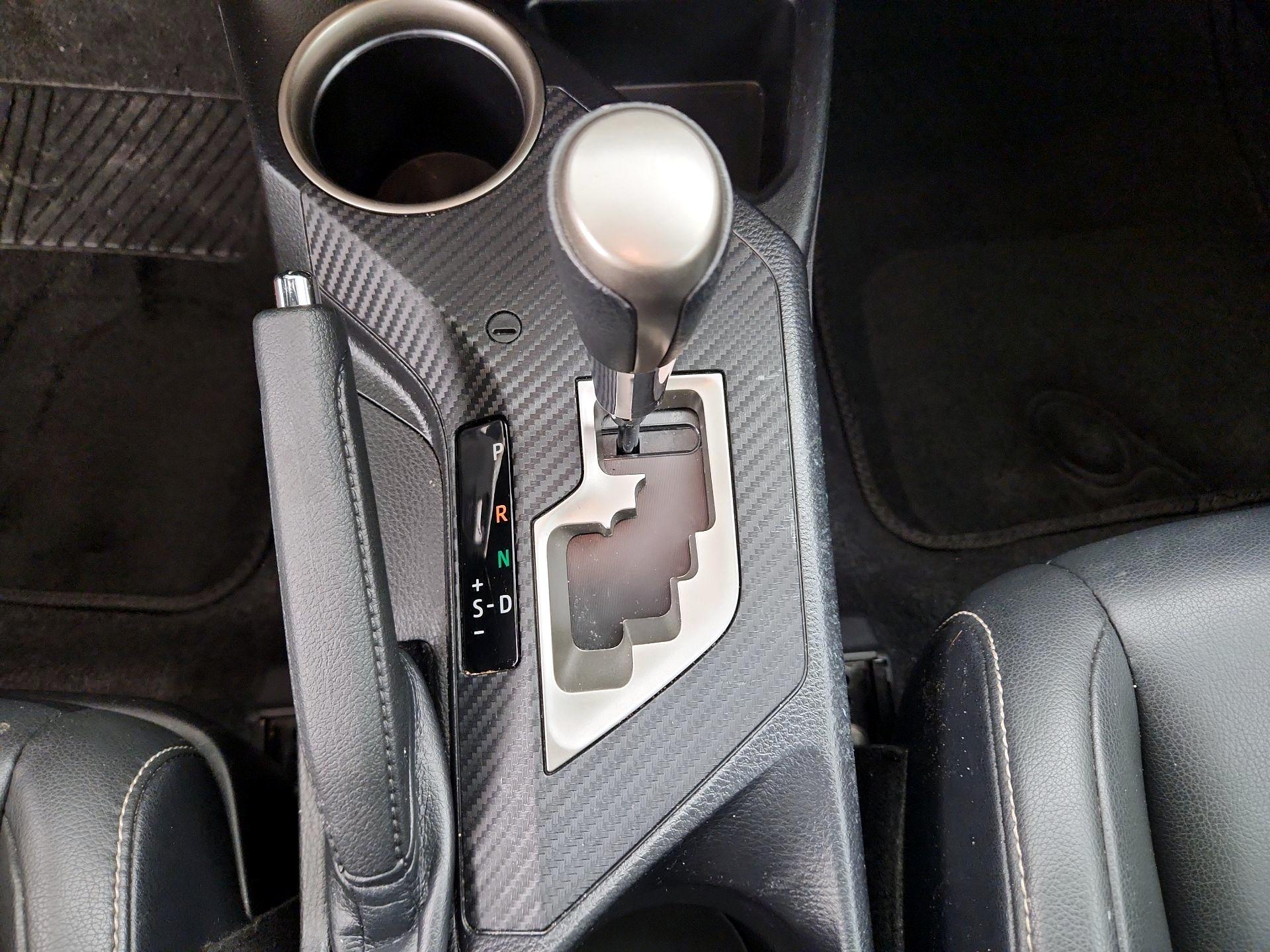 Thumbnail: 2015 Toyota RAV4 - 17