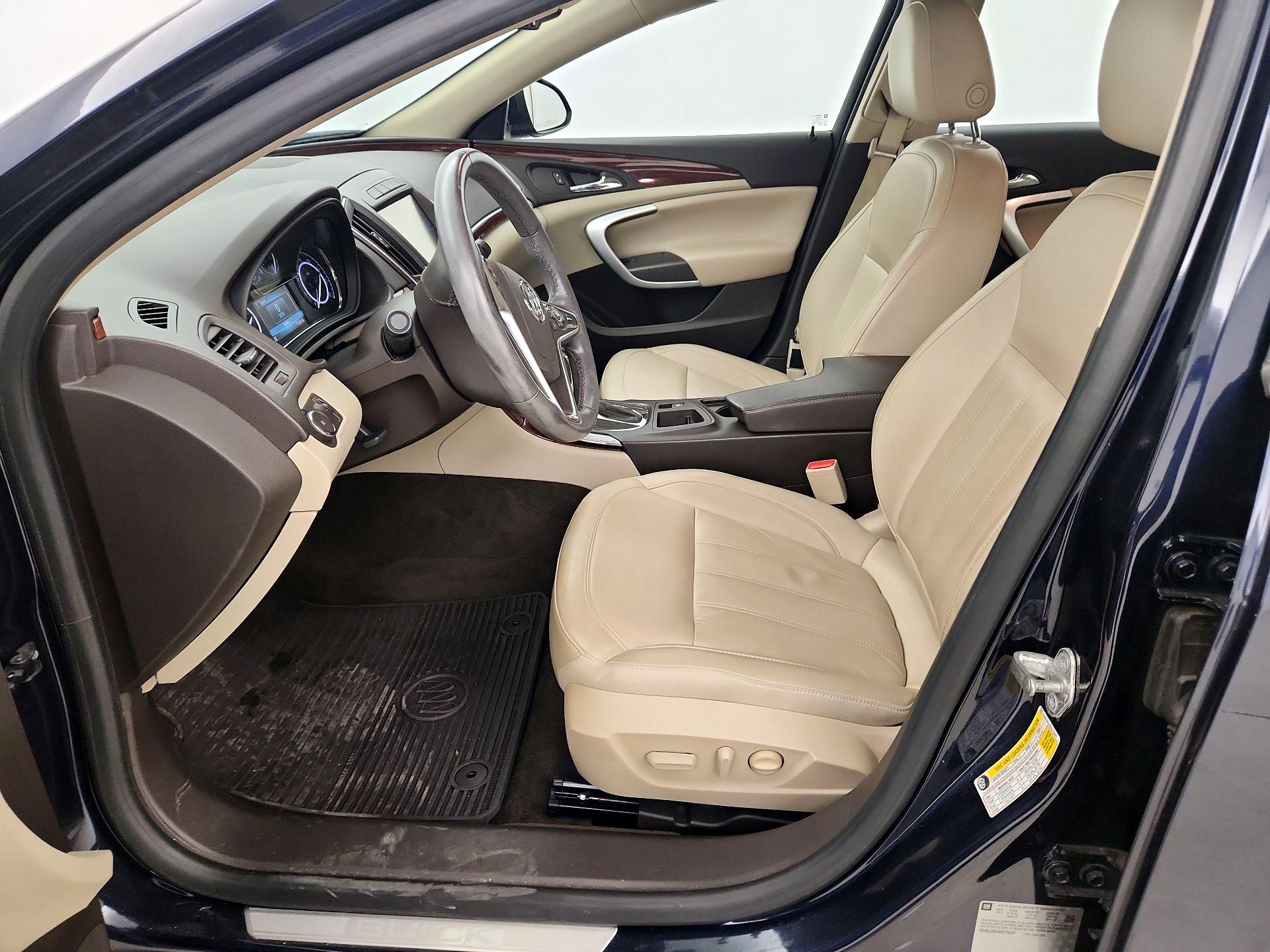 Thumbnail: 2017 Buick Regal - 11