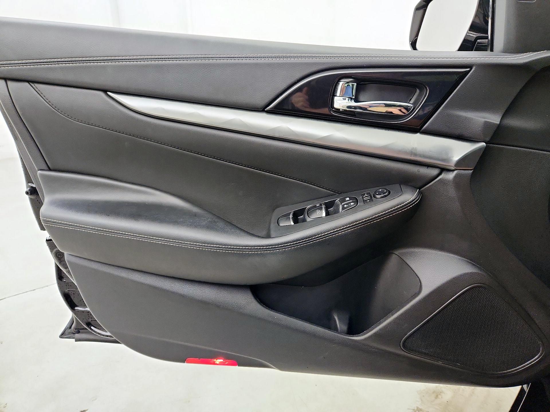 Thumbnail: 2020 Nissan Maxima - 12