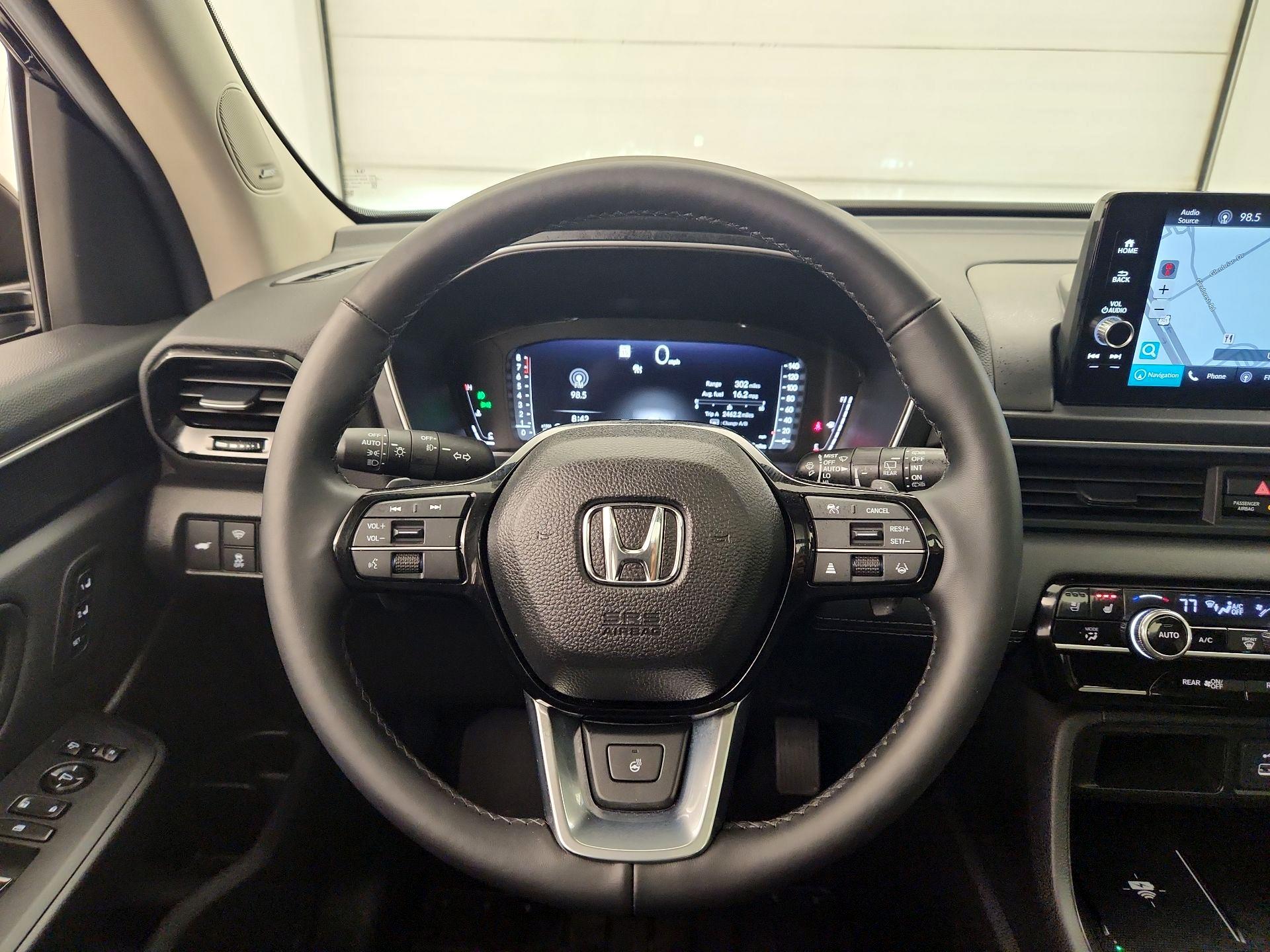 Thumbnail: 2025 Honda Pilot - 10