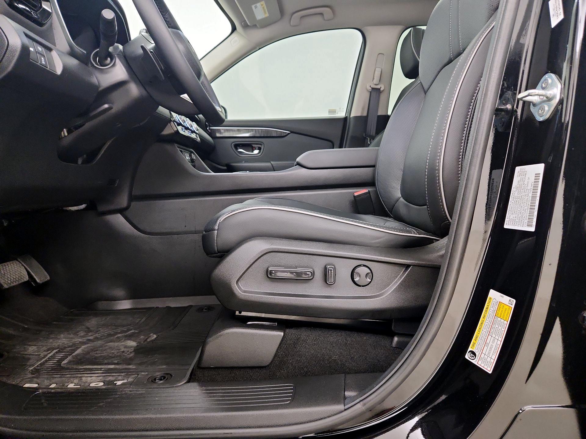 Thumbnail: 2025 Honda Pilot - 11