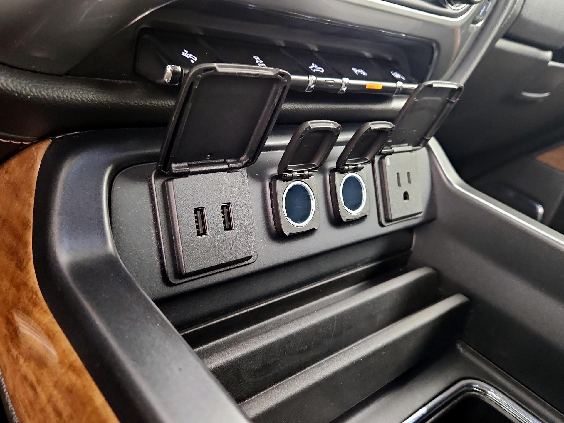 Thumbnail: 2017 Chevrolet Silverado 1500 - 18