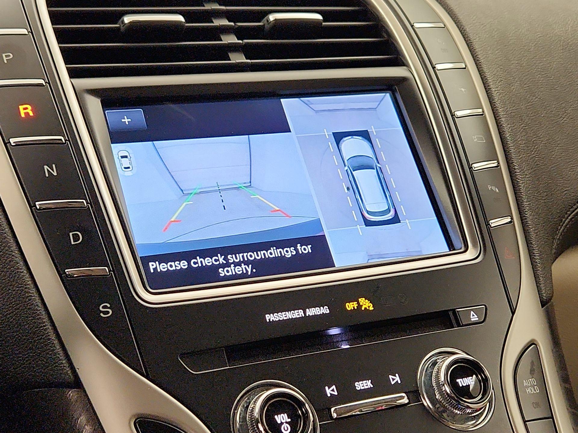 Thumbnail: 2020 Lincoln Nautilus - 15