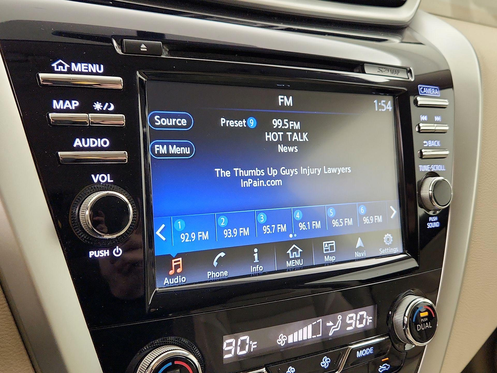 Thumbnail: 2017 Nissan Murano - 16