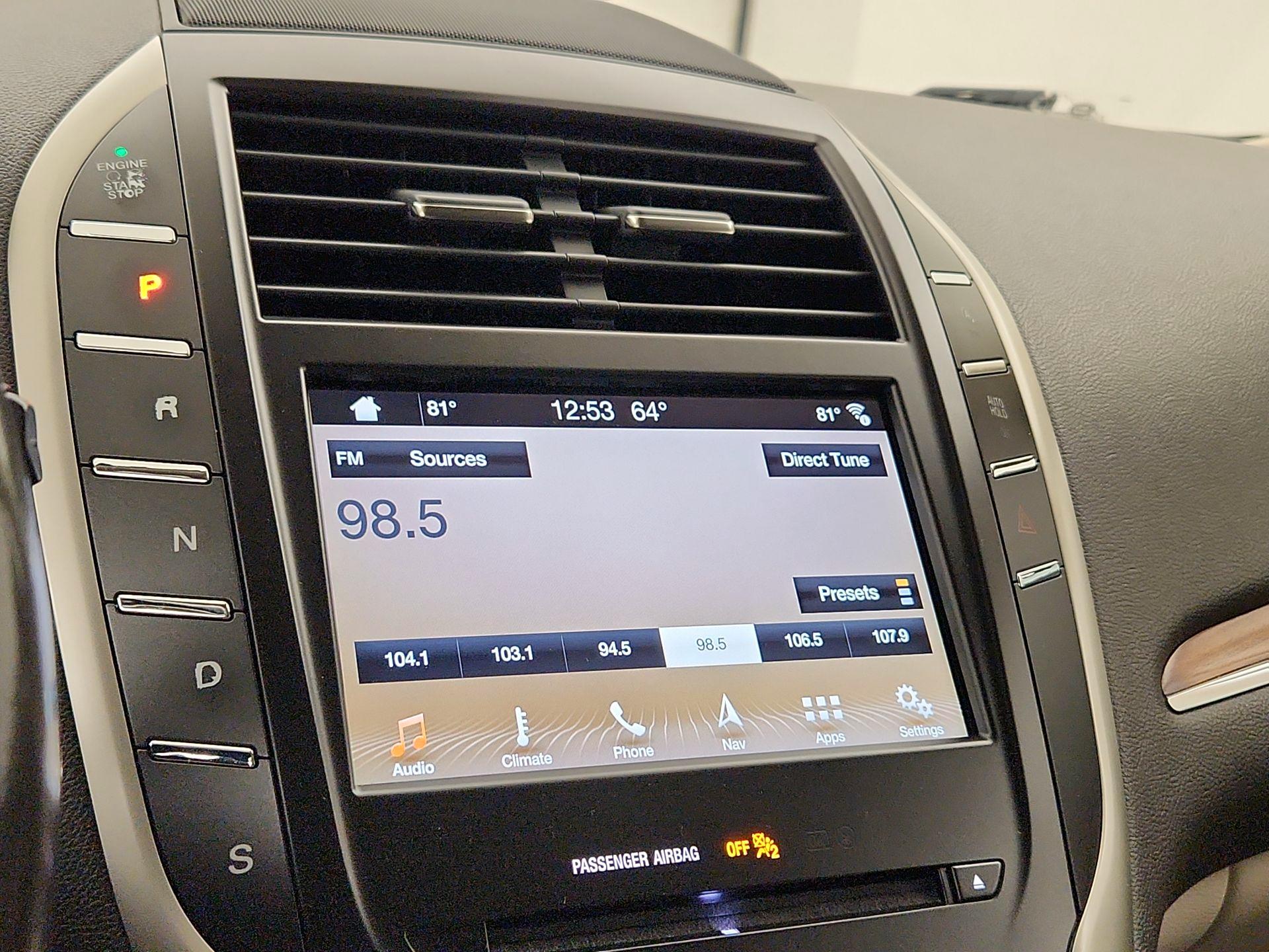 Thumbnail: 2018 Lincoln MKC - 14