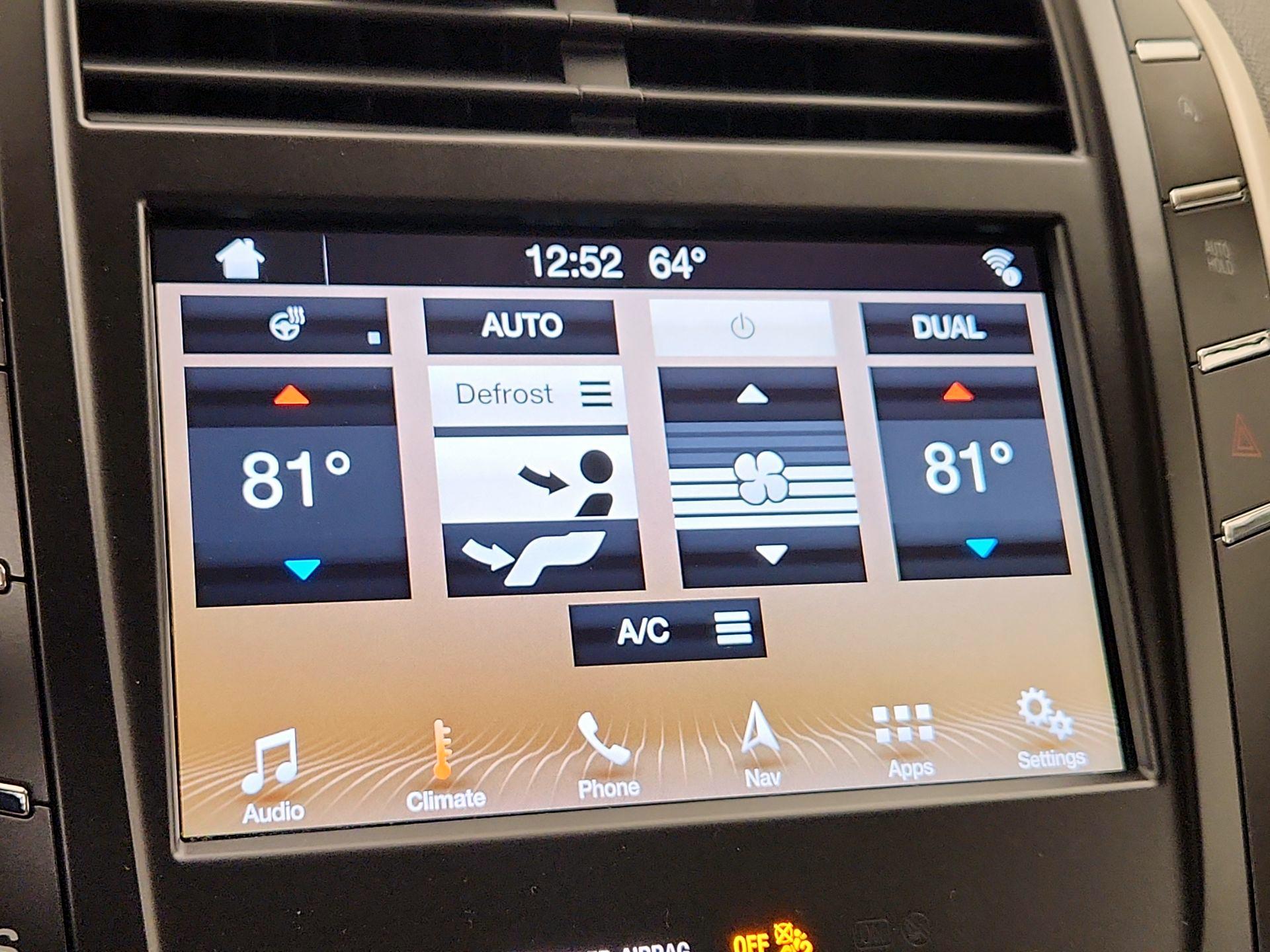 Thumbnail: 2018 Lincoln MKC - 15