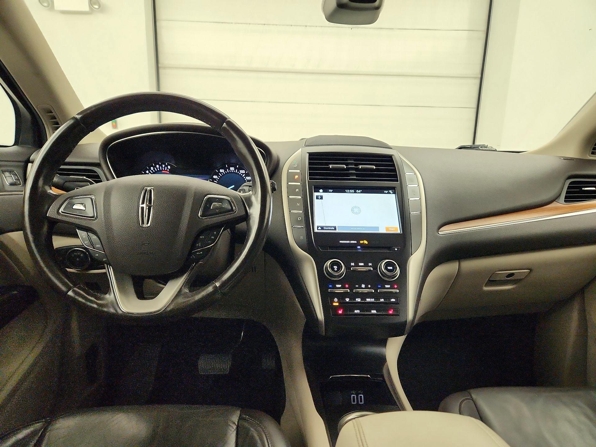 Thumbnail: 2018 Lincoln MKC - 8