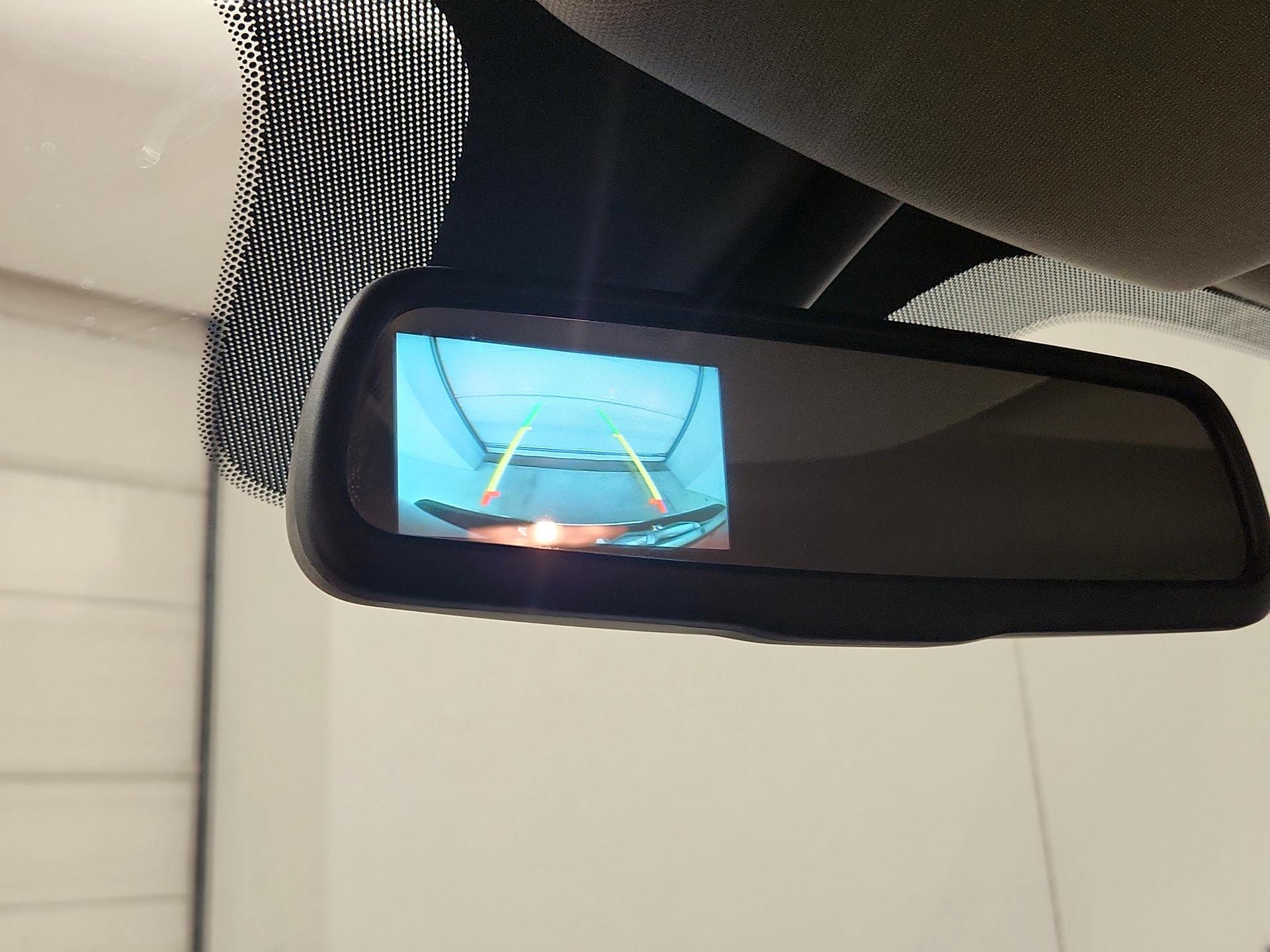 Thumbnail: 2019 RAM 1500 Classic - 14