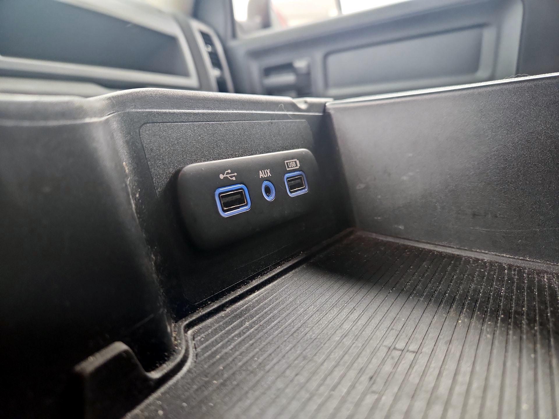 Thumbnail: 2019 RAM 1500 Classic - 18