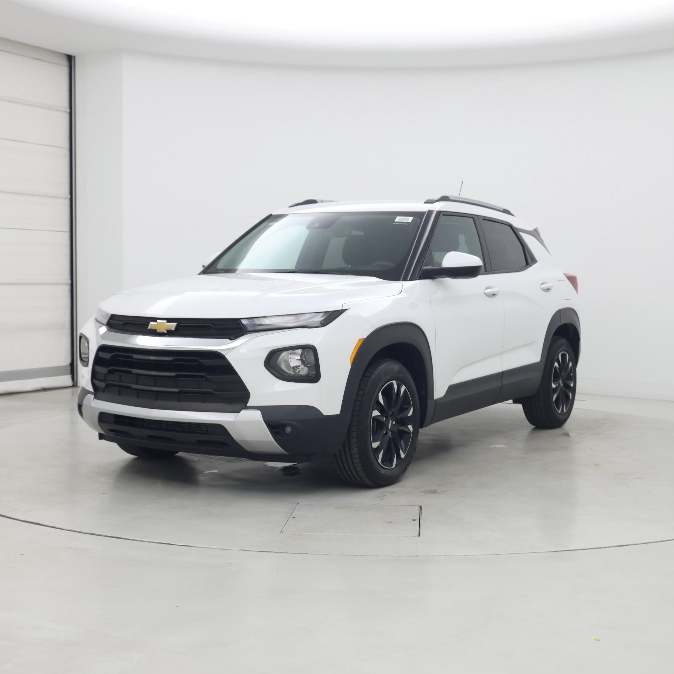 Thumbnail: 2023 Chevrolet TrailBlazer - 4