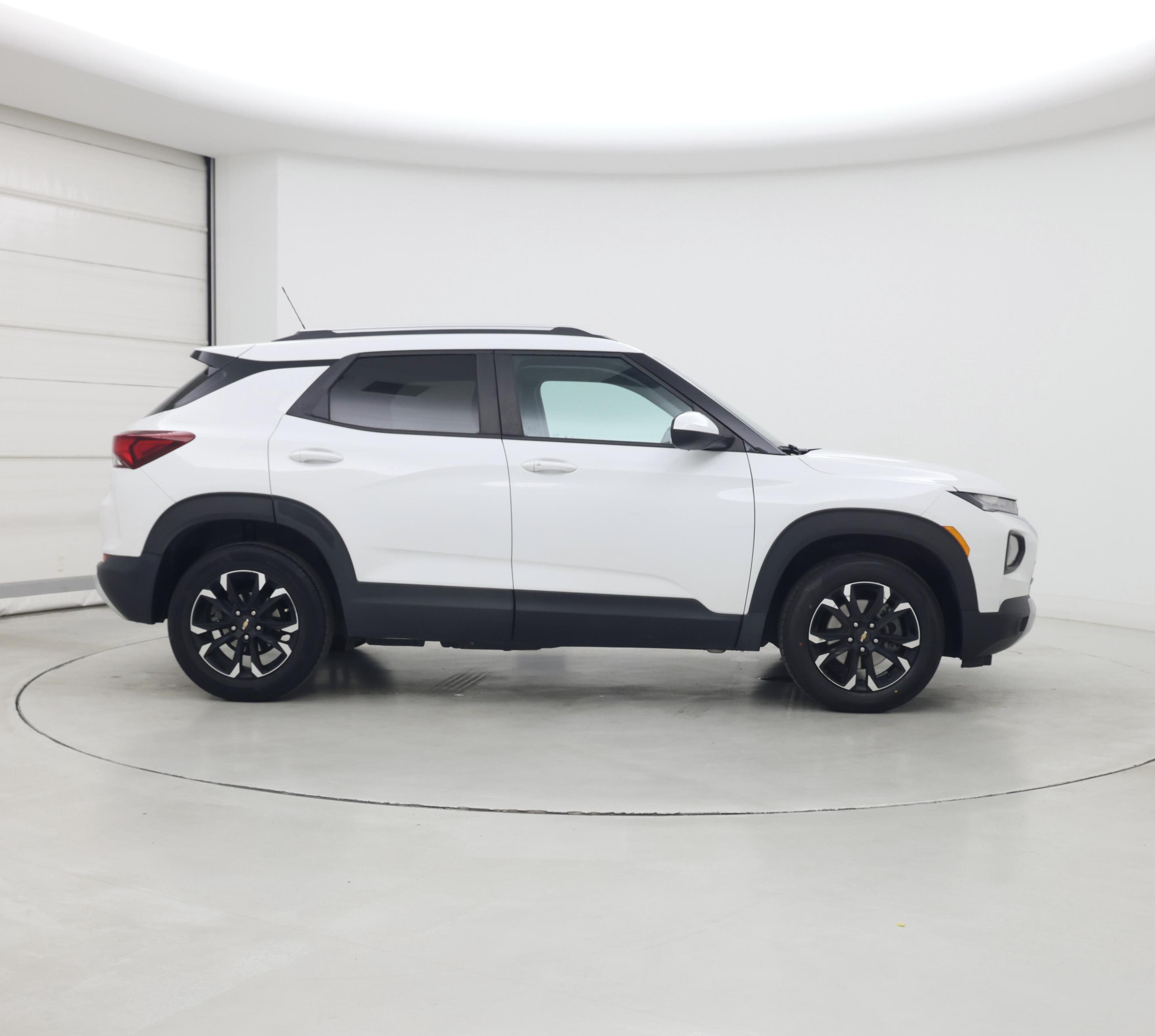 Thumbnail: 2023 Chevrolet TrailBlazer - 7