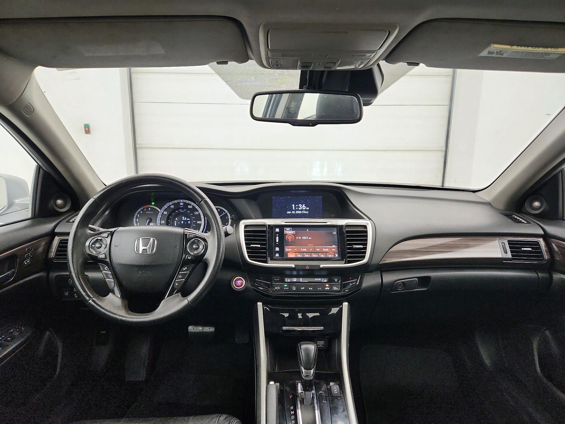 Thumbnail: 2016 Honda Accord - 9