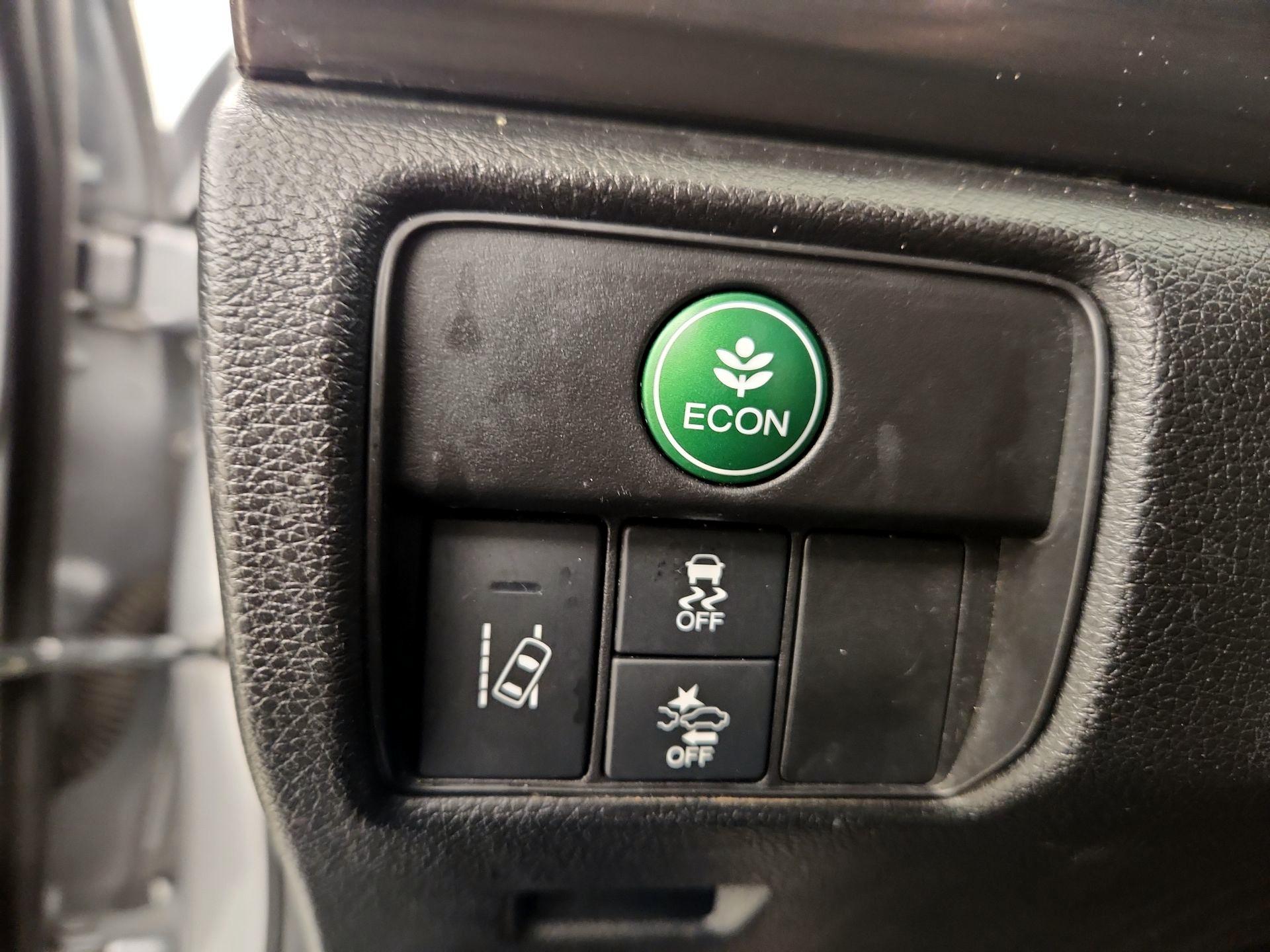 Thumbnail: 2016 Honda Accord - 13