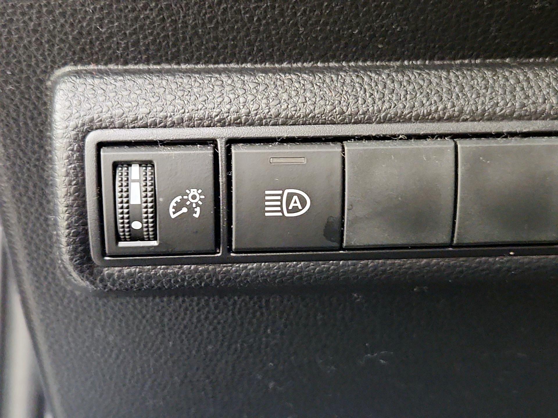 Thumbnail: 2022 Toyota Corolla - 13