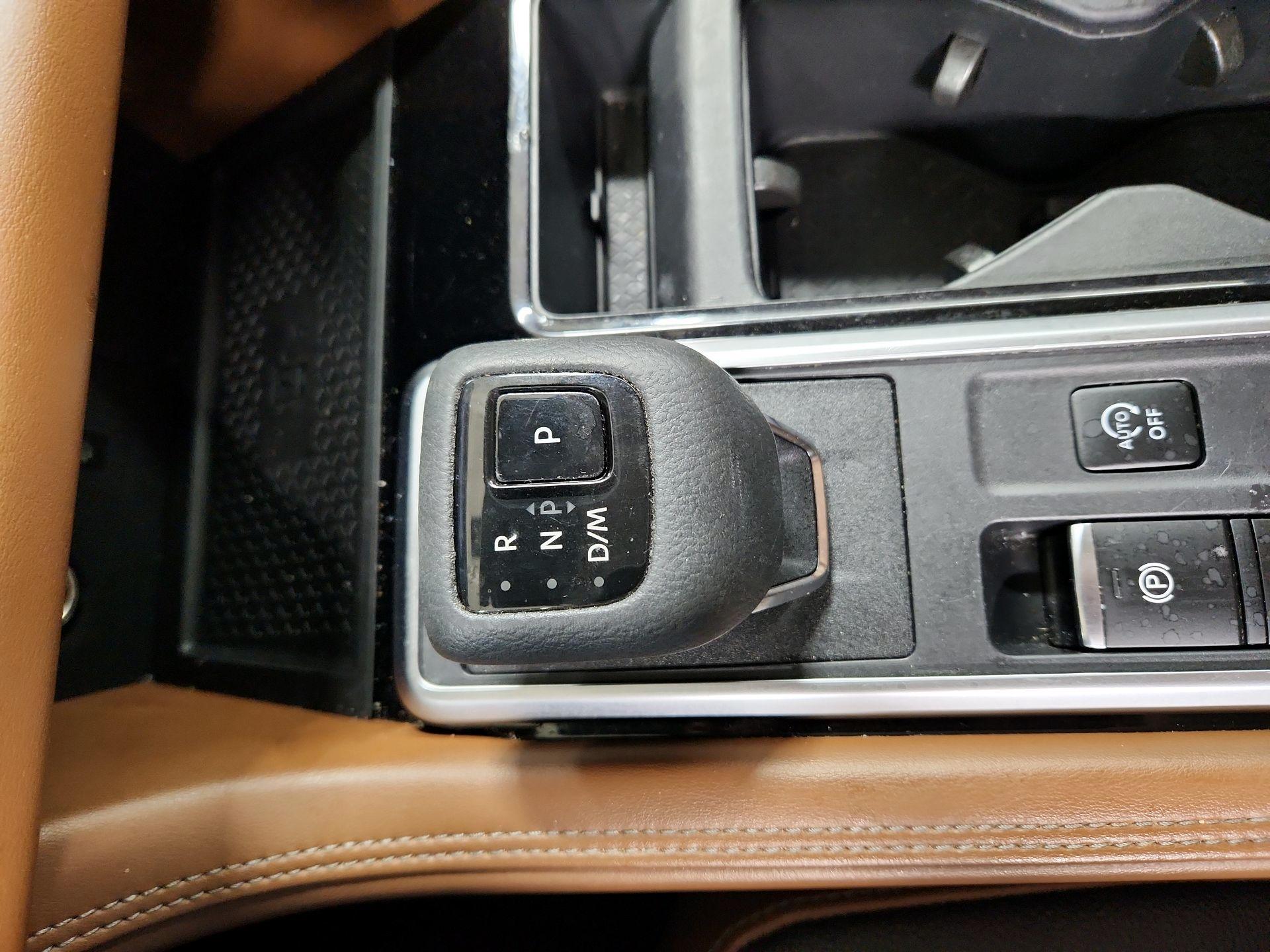 Thumbnail: 2022 Nissan Pathfinder - 18