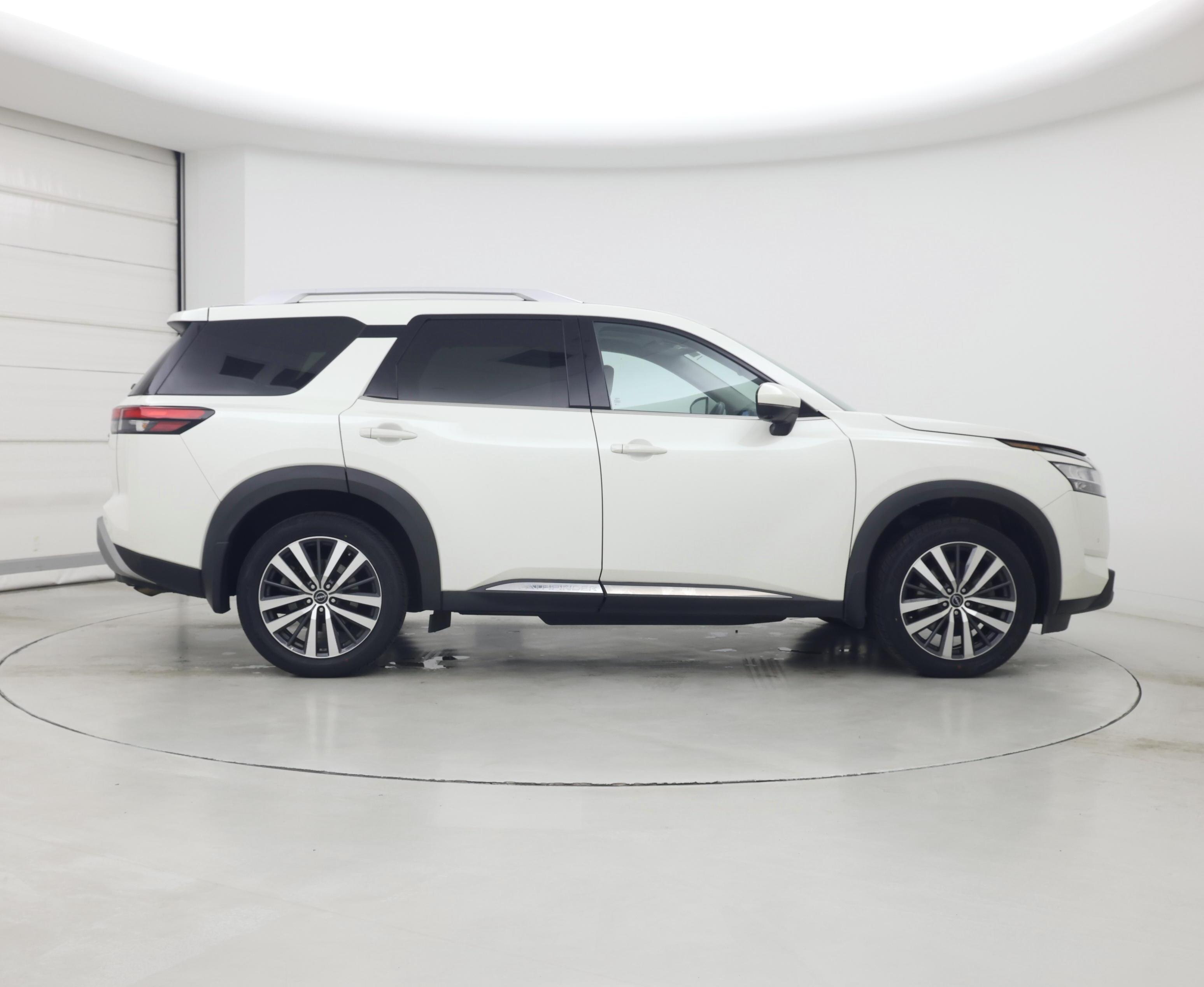 Thumbnail: 2022 Nissan Pathfinder - 7