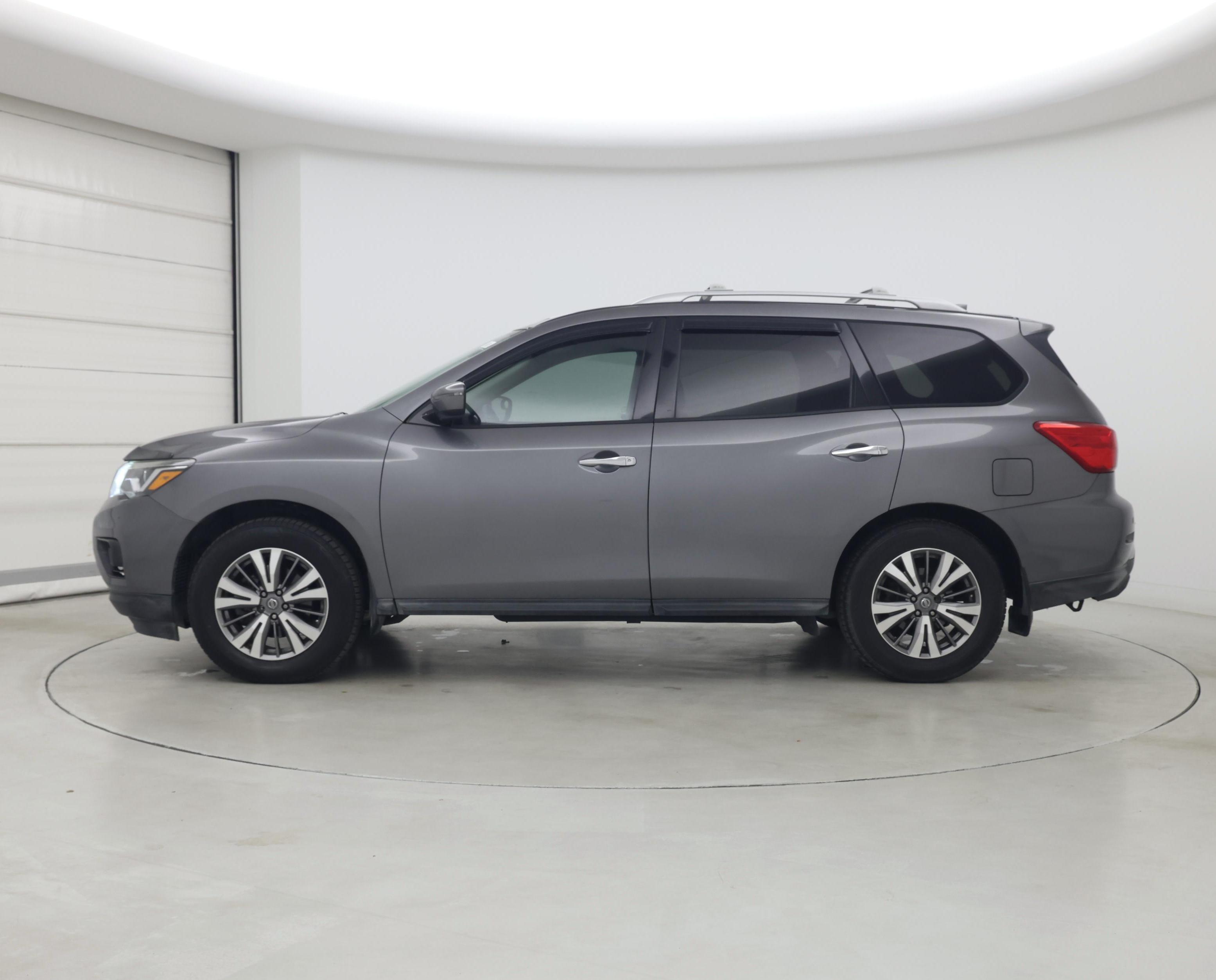 Thumbnail: 2019 Nissan Pathfinder - 3