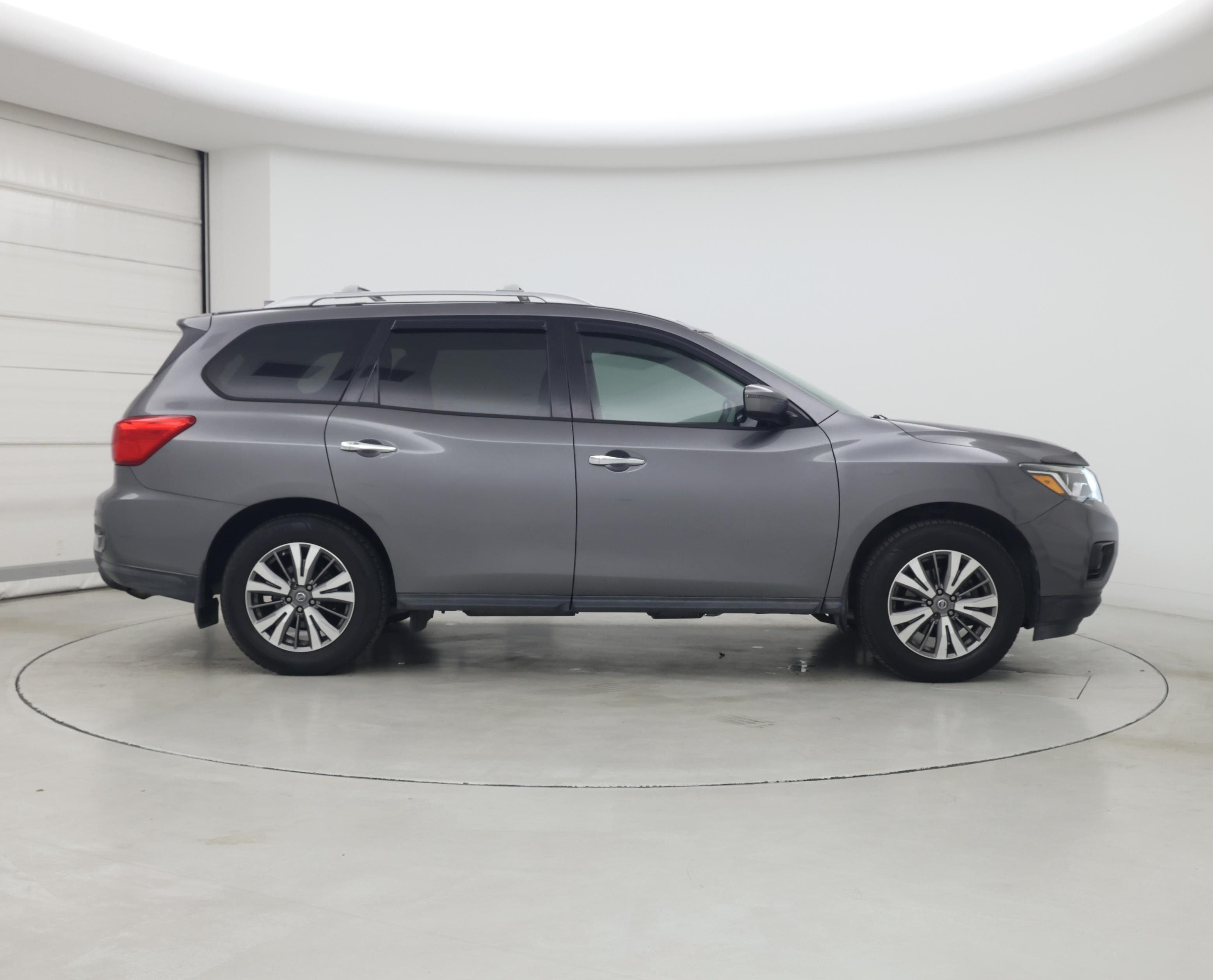 Thumbnail: 2019 Nissan Pathfinder - 7