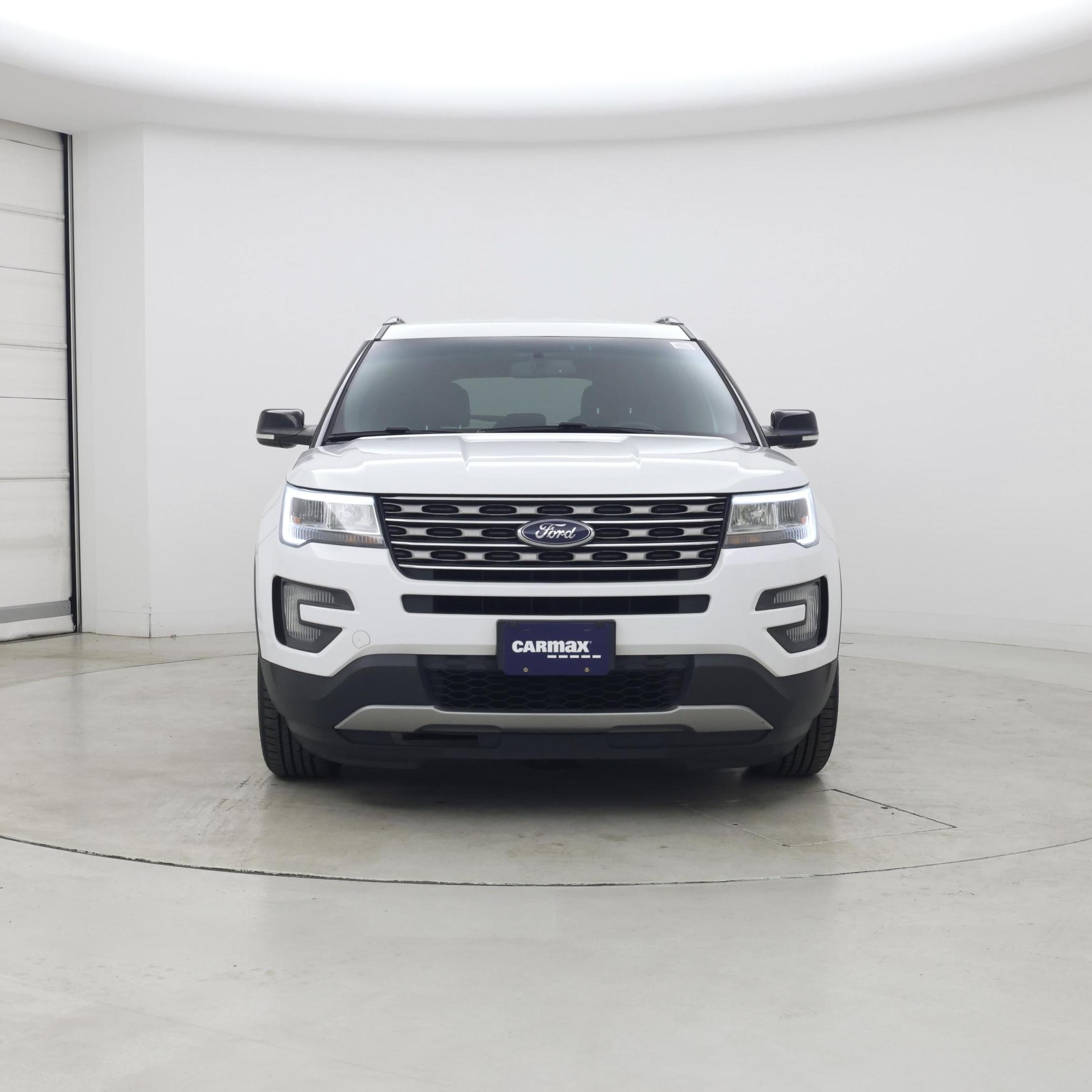 Thumbnail: 2016 Ford Explorer - 5
