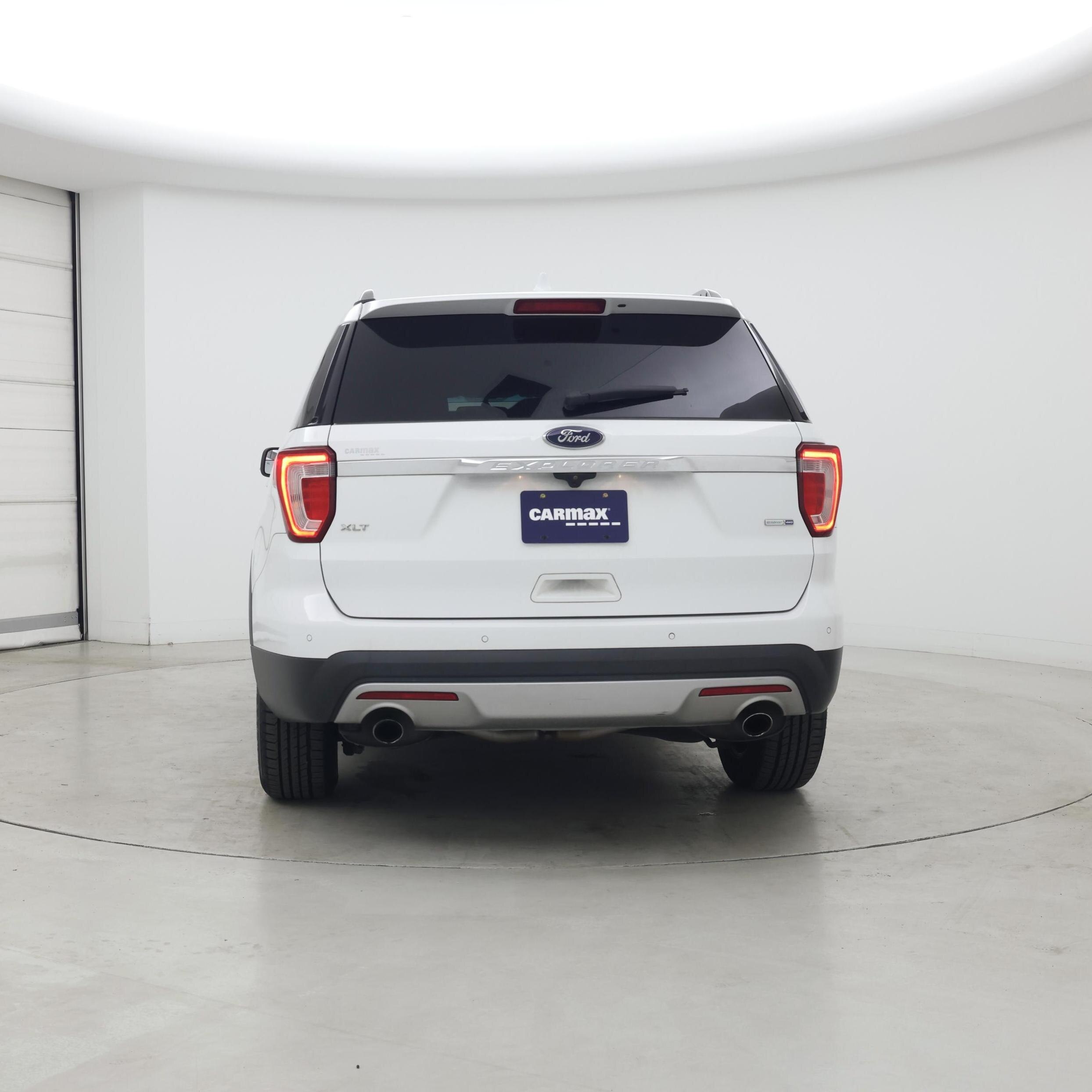 Thumbnail: 2016 Ford Explorer - 6