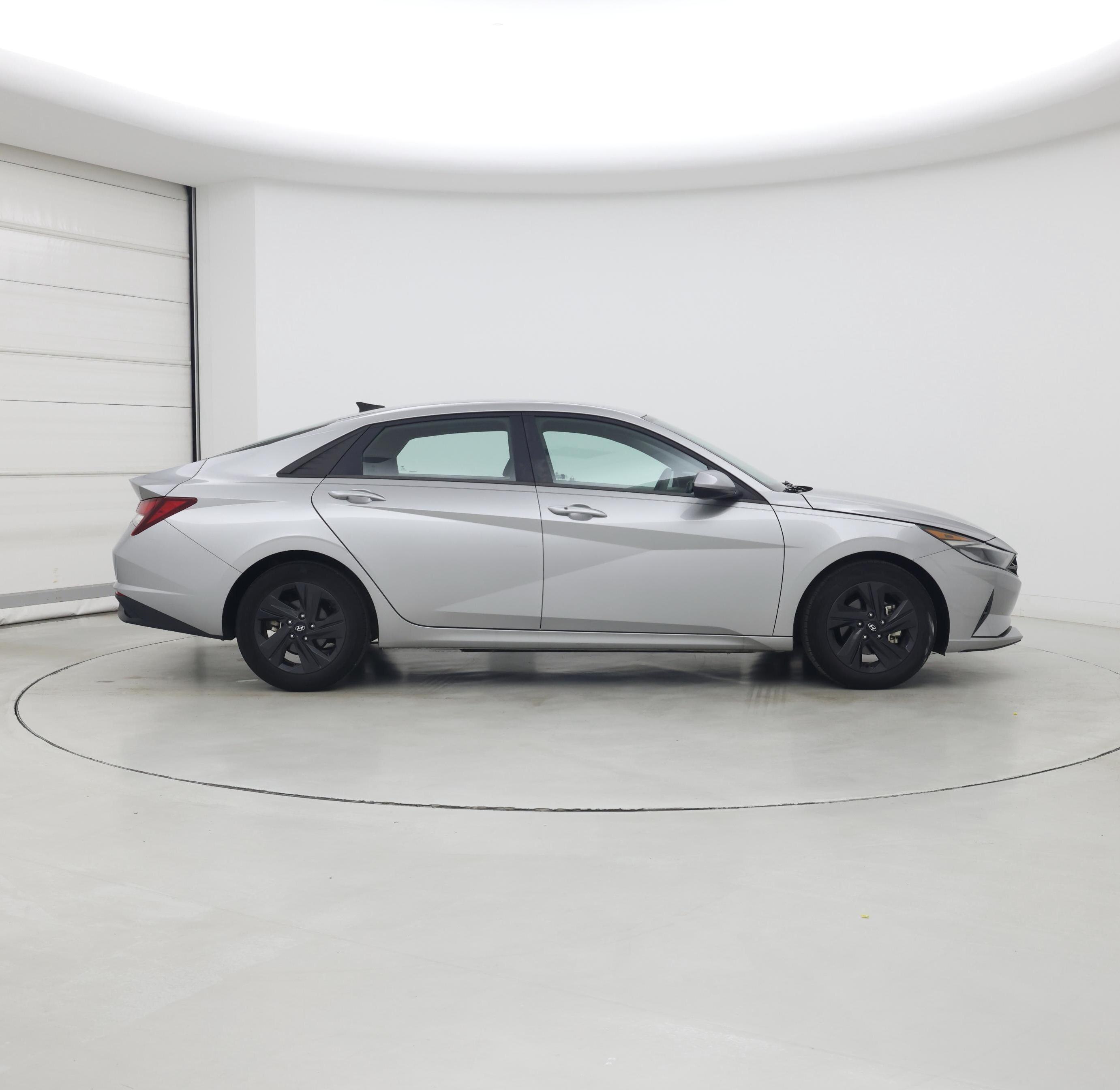 Thumbnail: 2023 Hyundai Elantra - 7