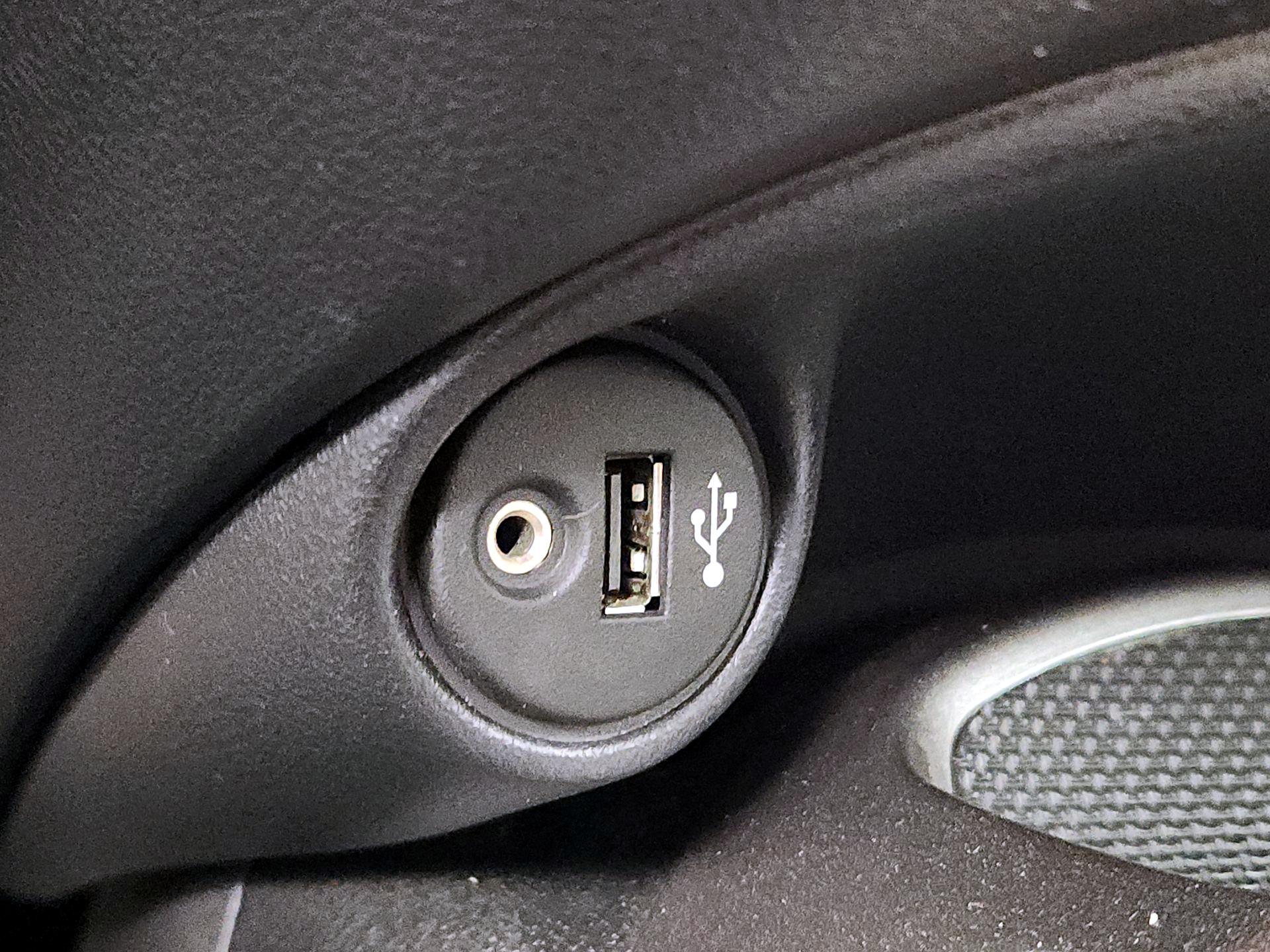 Thumbnail: 2014 Nissan Juke - 19