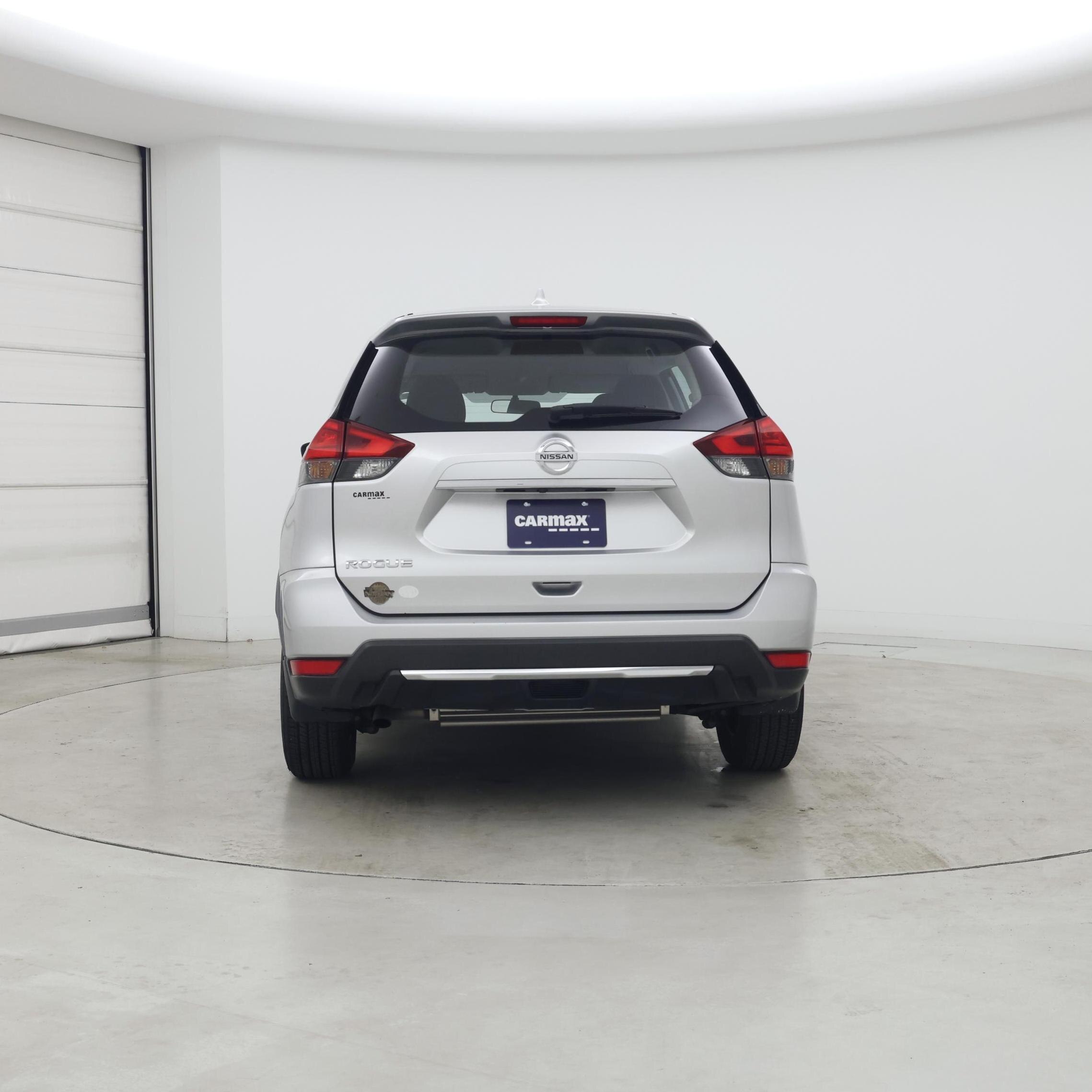 Thumbnail: 2017 Nissan Rogue - 6