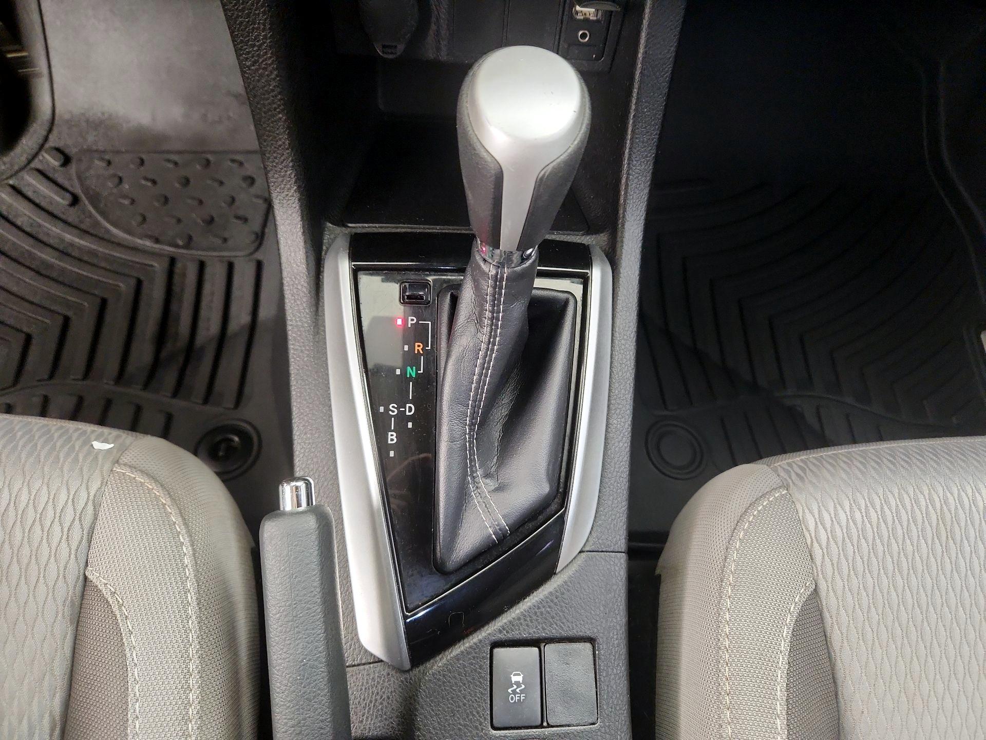 Thumbnail: 2017 Toyota Corolla - 17