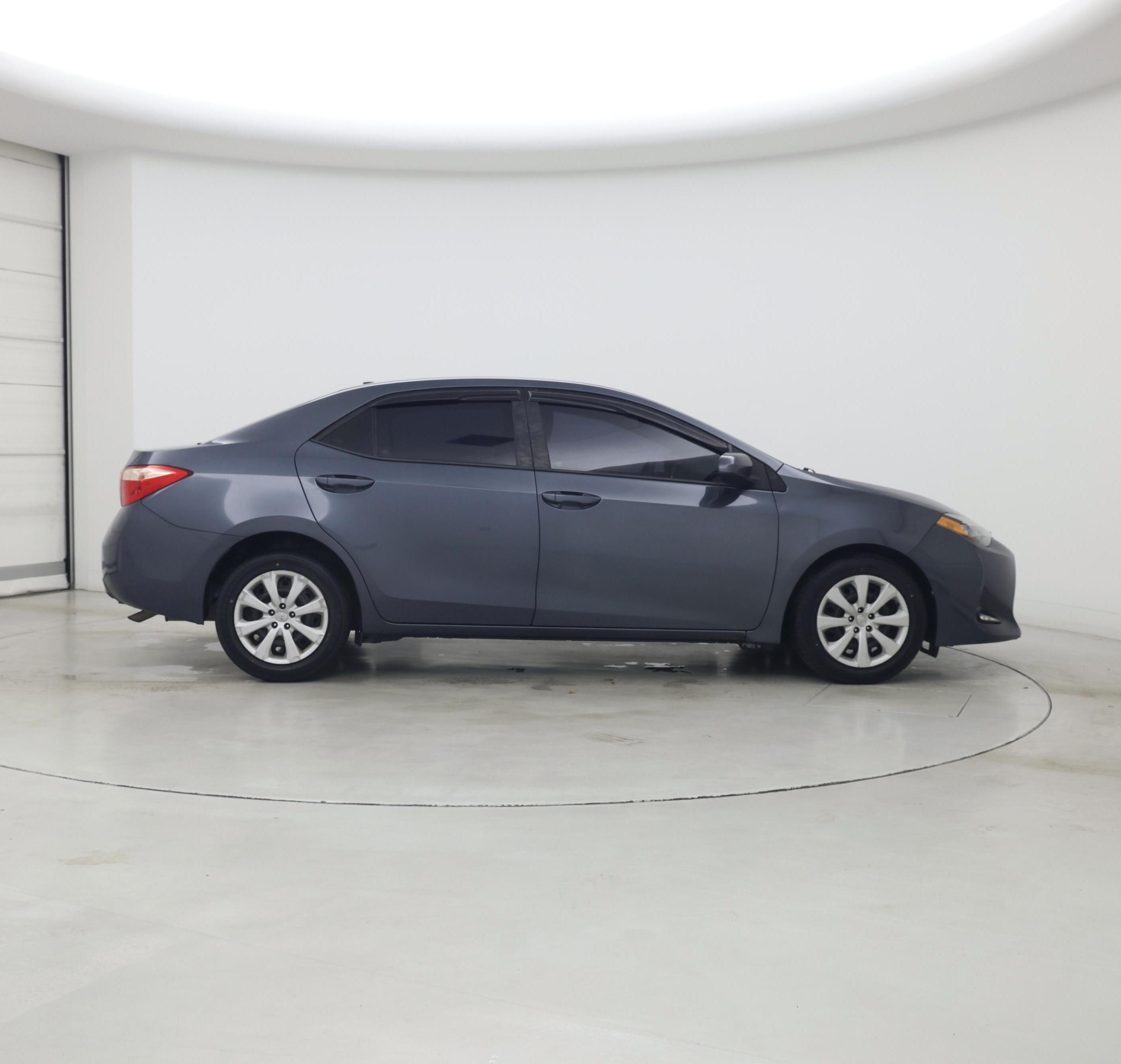 Thumbnail: 2017 Toyota Corolla - 7