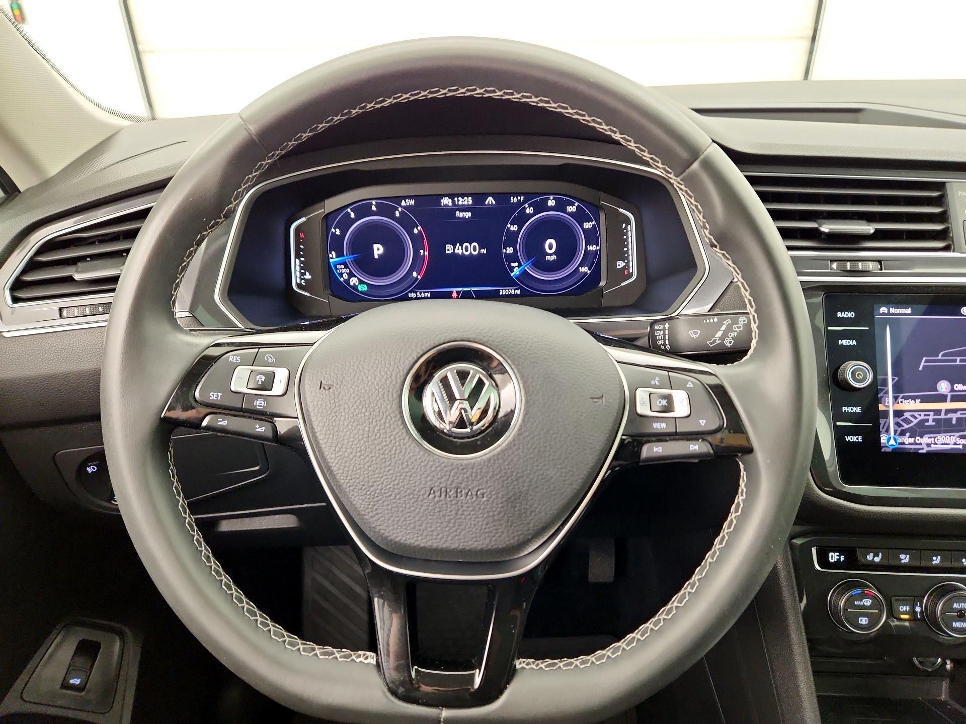 Thumbnail: 2021 Volkswagen Tiguan - 10