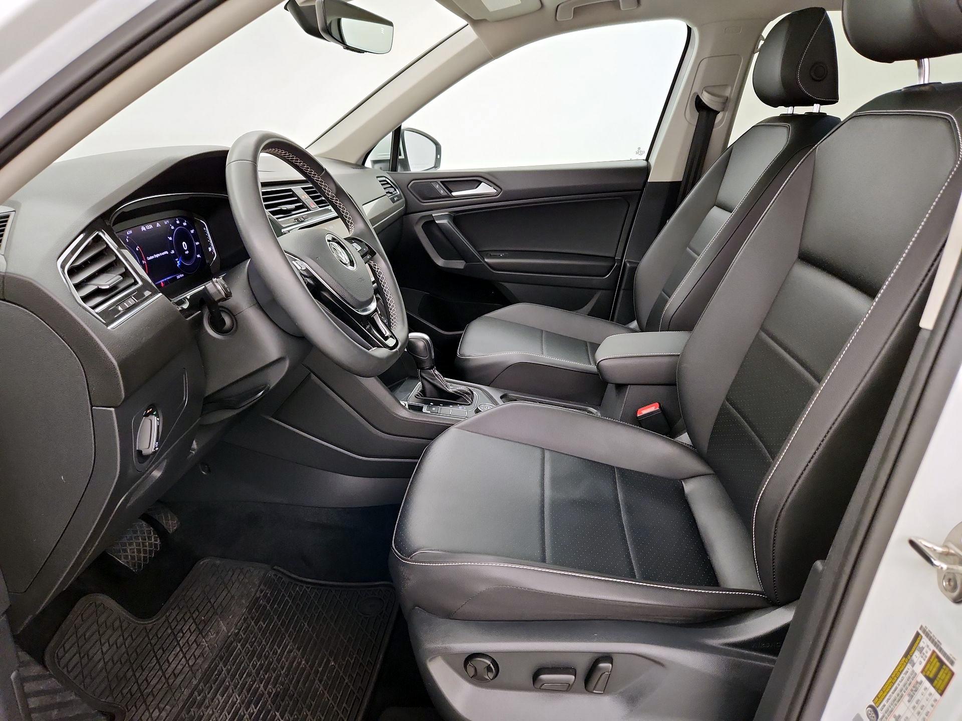 Thumbnail: 2021 Volkswagen Tiguan - 11