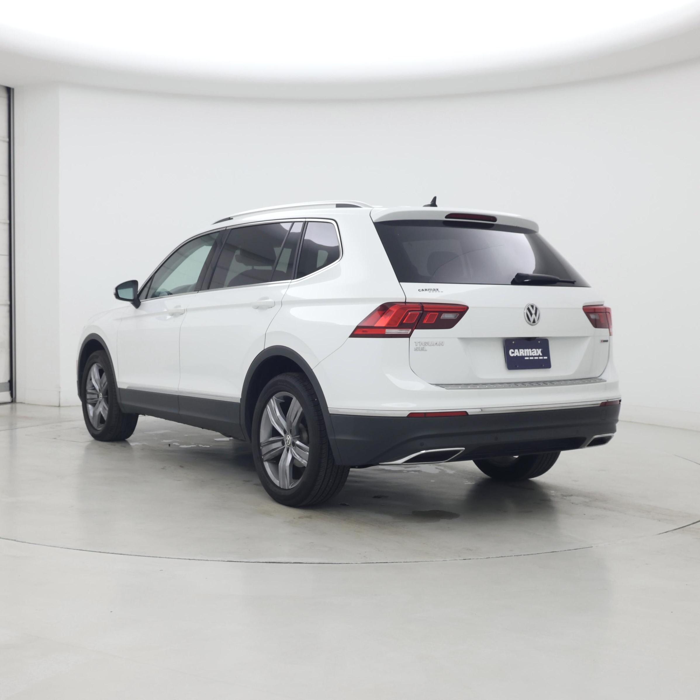 Thumbnail: 2021 Volkswagen Tiguan - 2