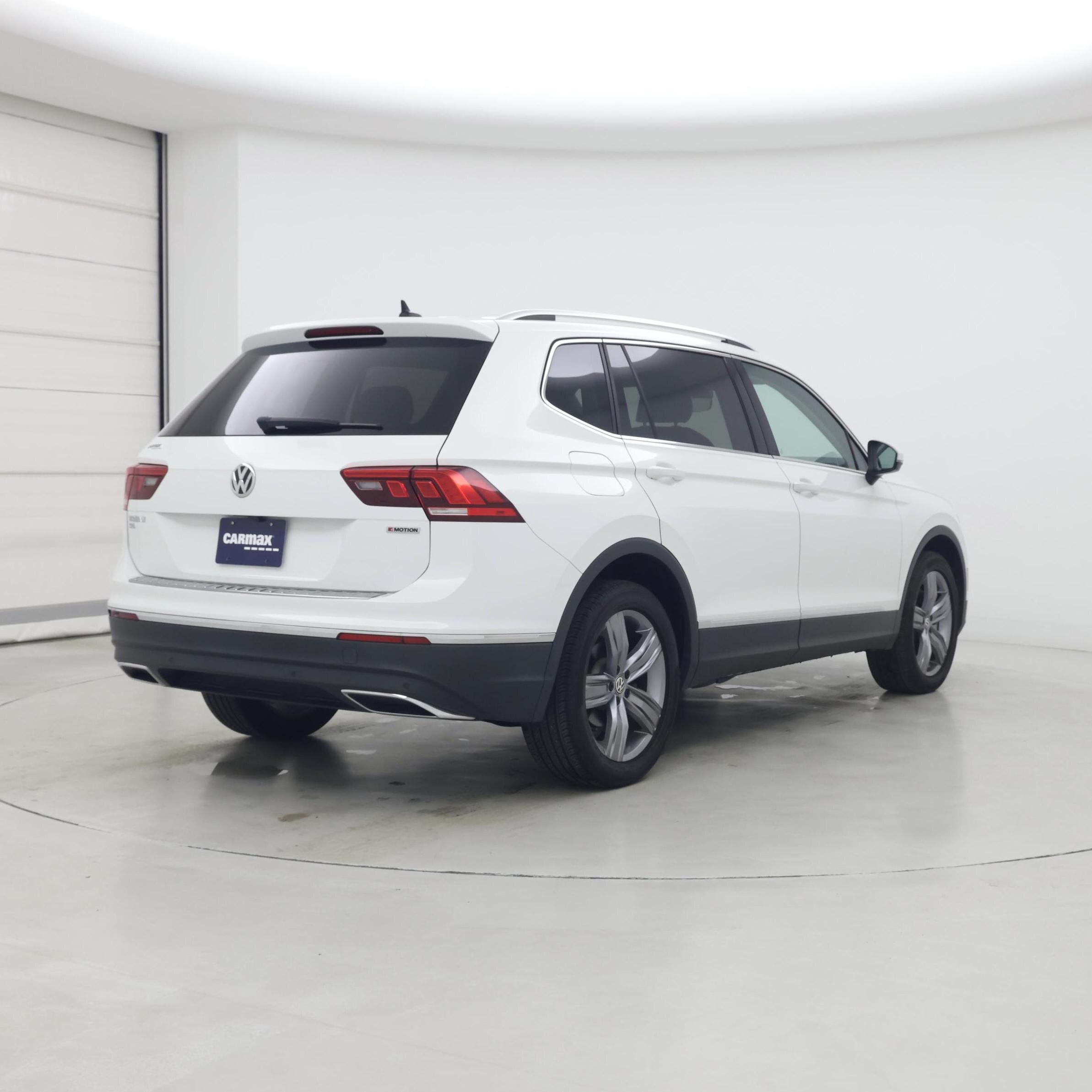 Thumbnail: 2021 Volkswagen Tiguan - 8