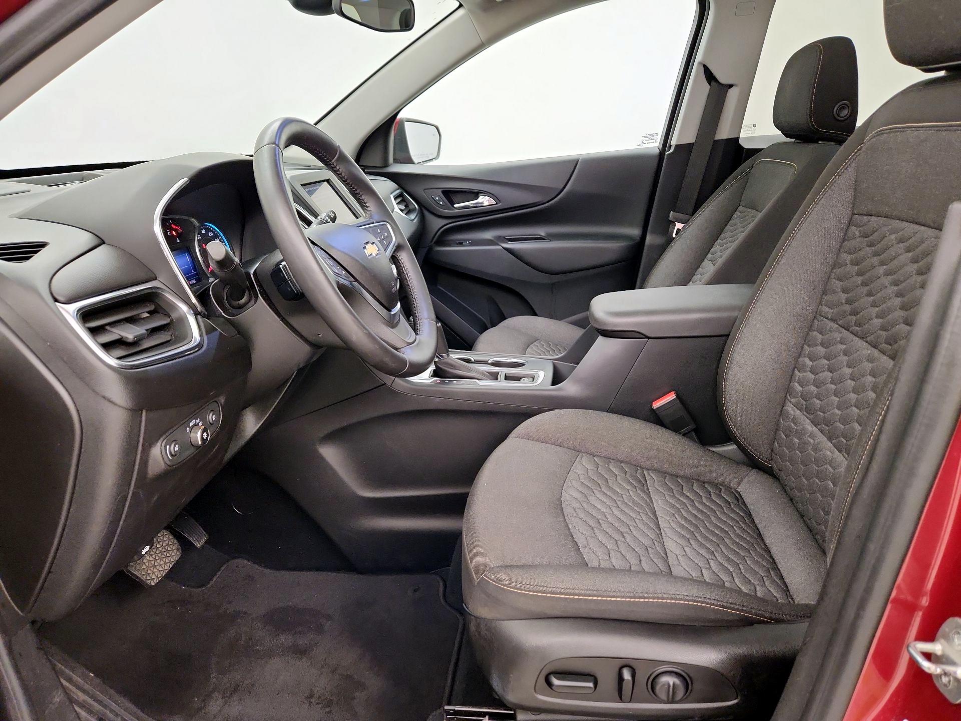 Thumbnail: 2020 Chevrolet Equinox - 11