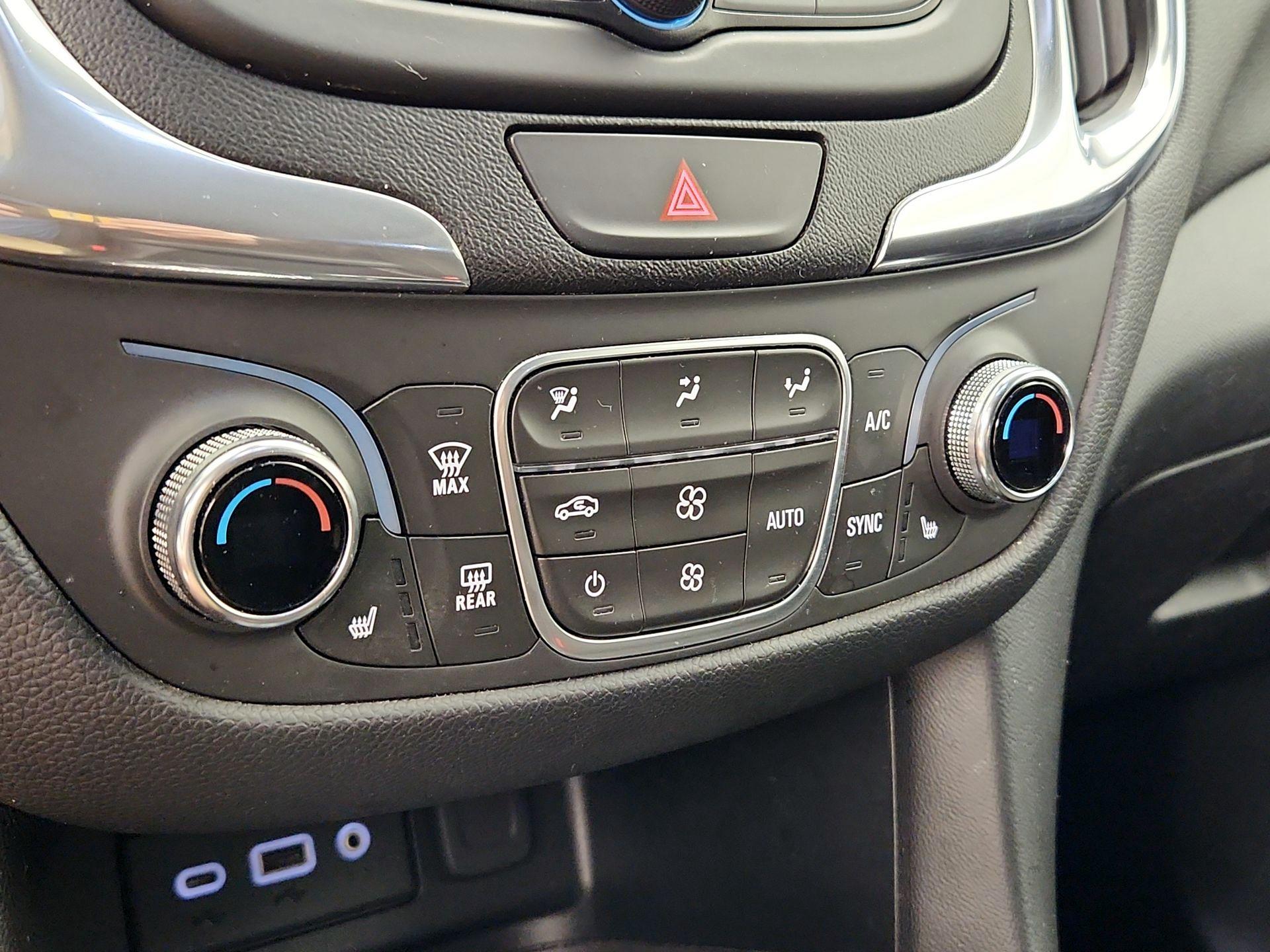 Thumbnail: 2020 Chevrolet Equinox - 16