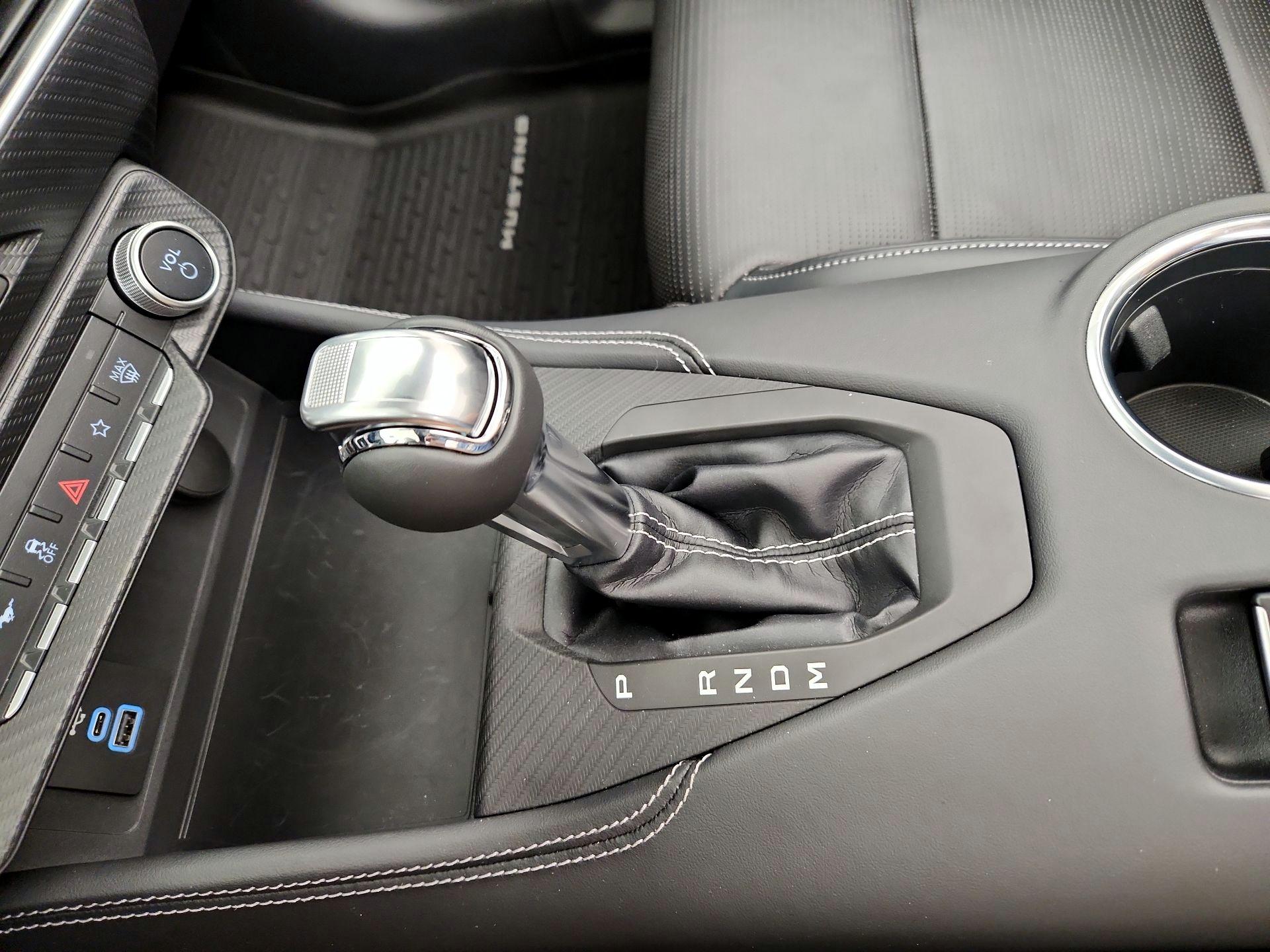 Thumbnail: 2025 Ford Mustang - 18