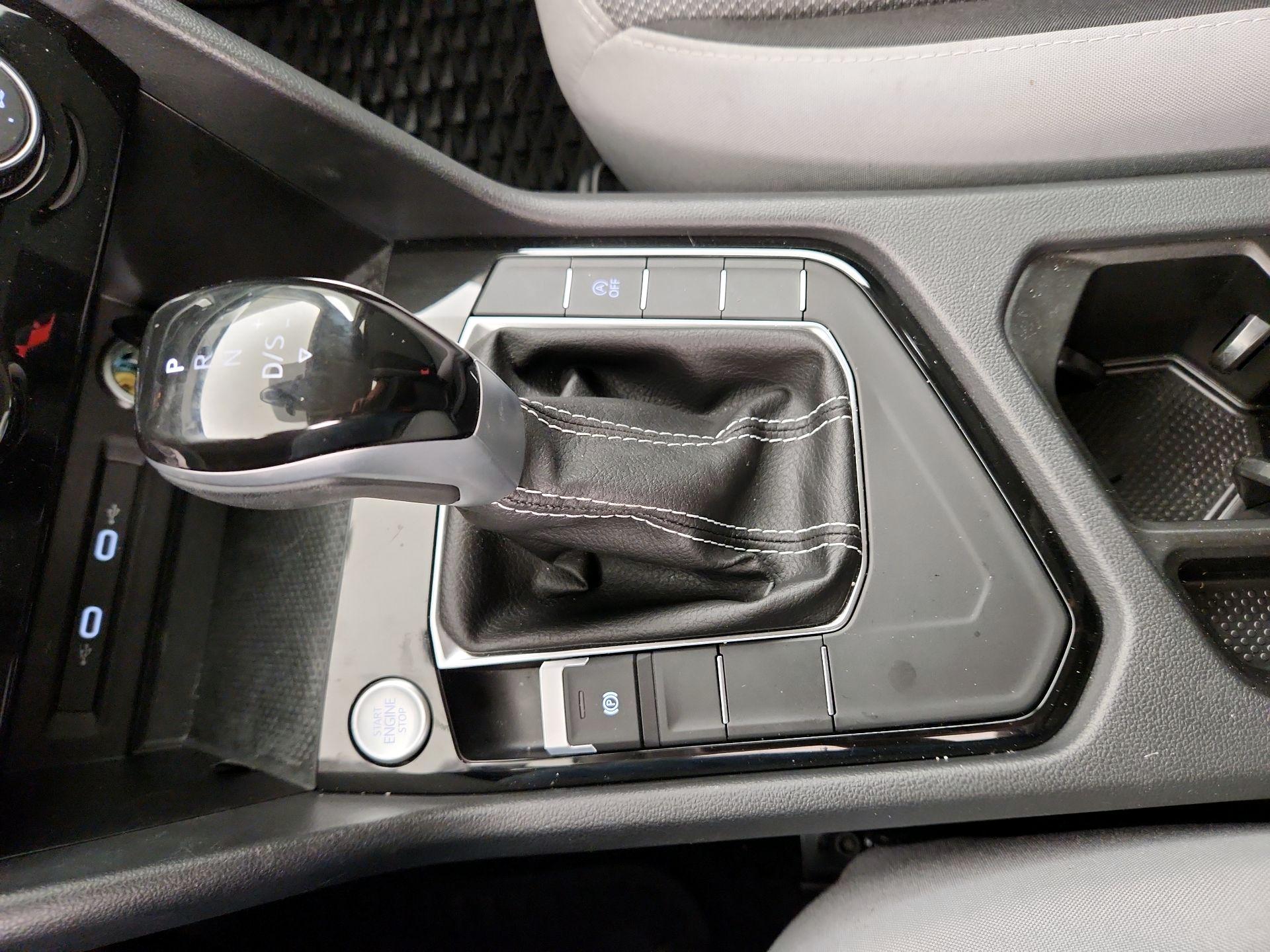 Thumbnail: 2024 Volkswagen Taos - 17