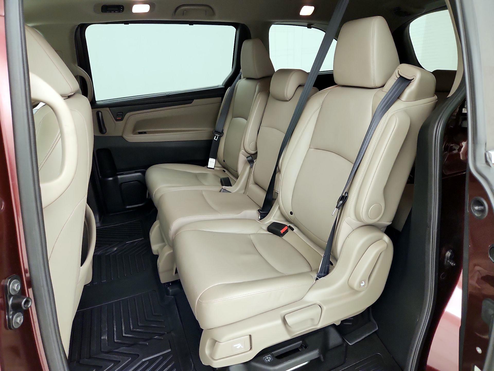 Thumbnail: 2018 Honda Odyssey - 20