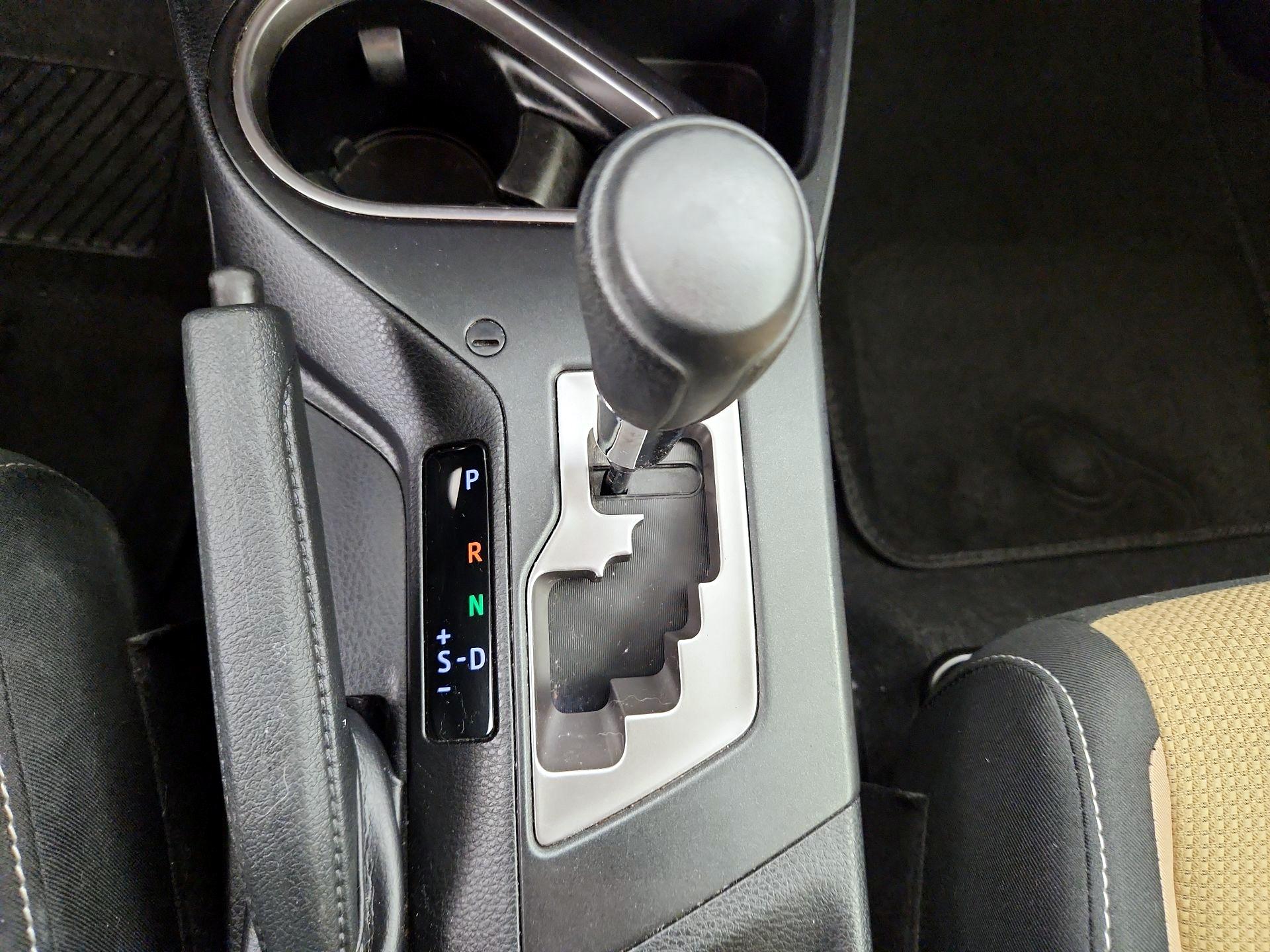 Thumbnail: 2017 Toyota RAV4 - 17