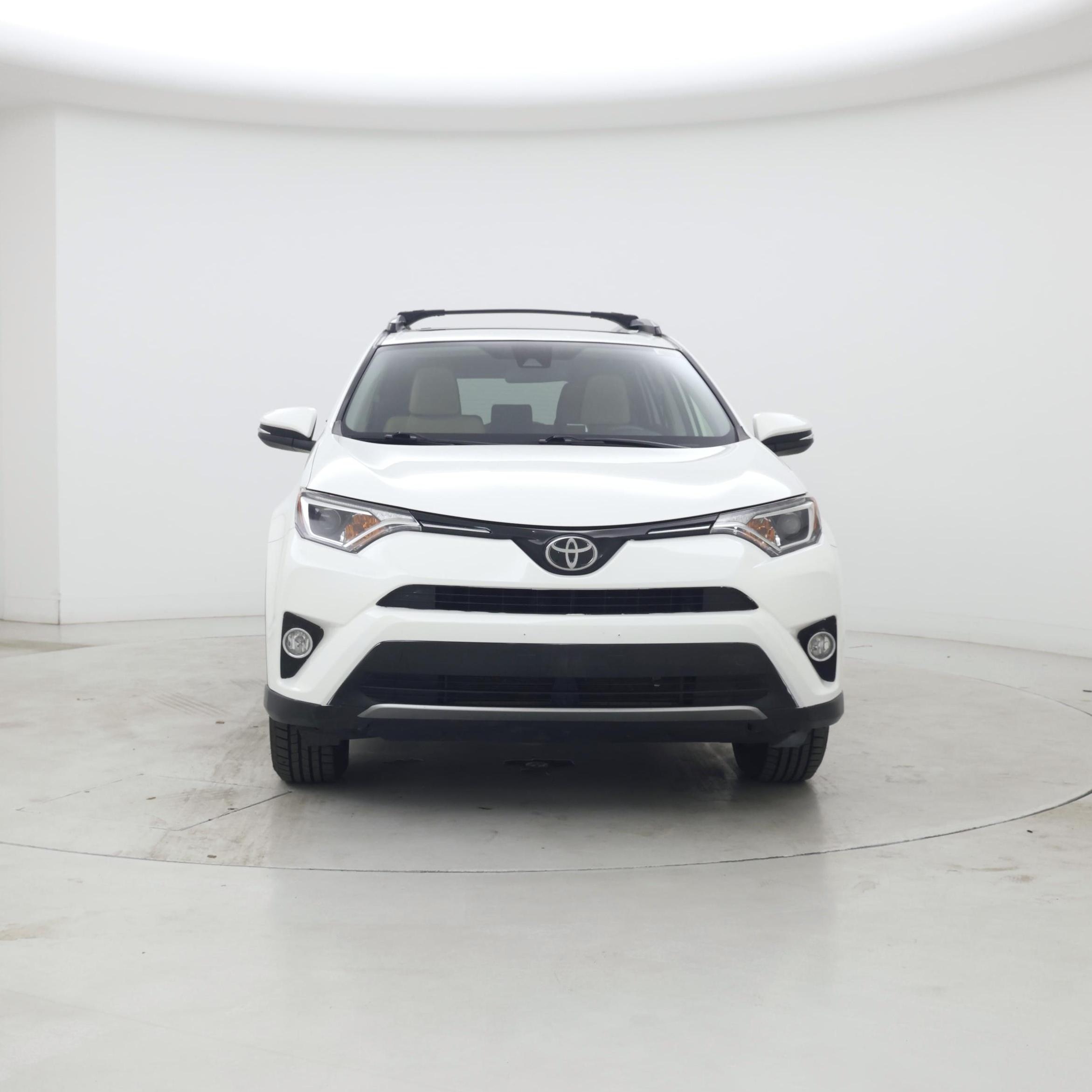 Thumbnail: 2017 Toyota RAV4 - 5
