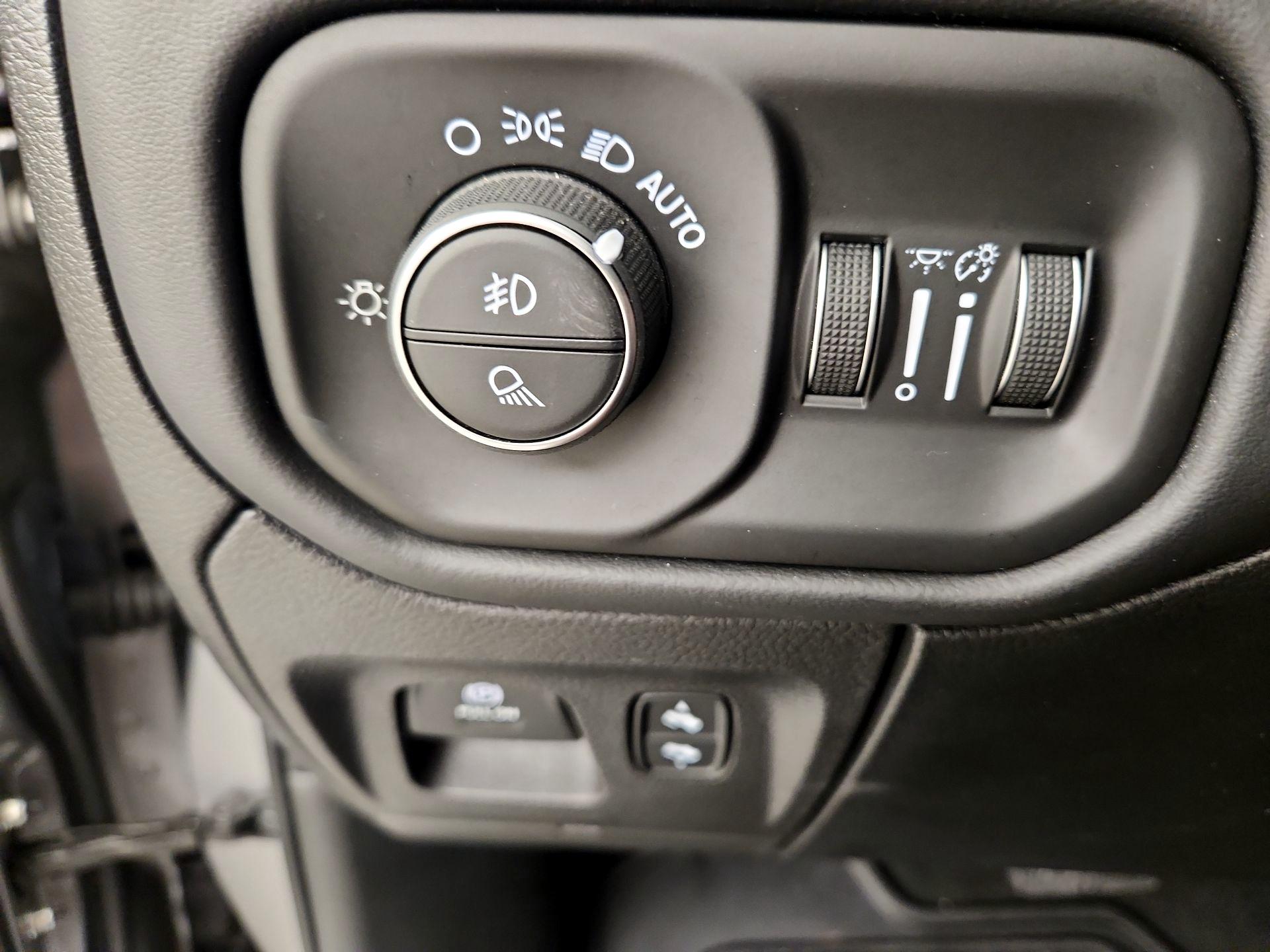 Thumbnail: 2020 RAM 1500 - 13