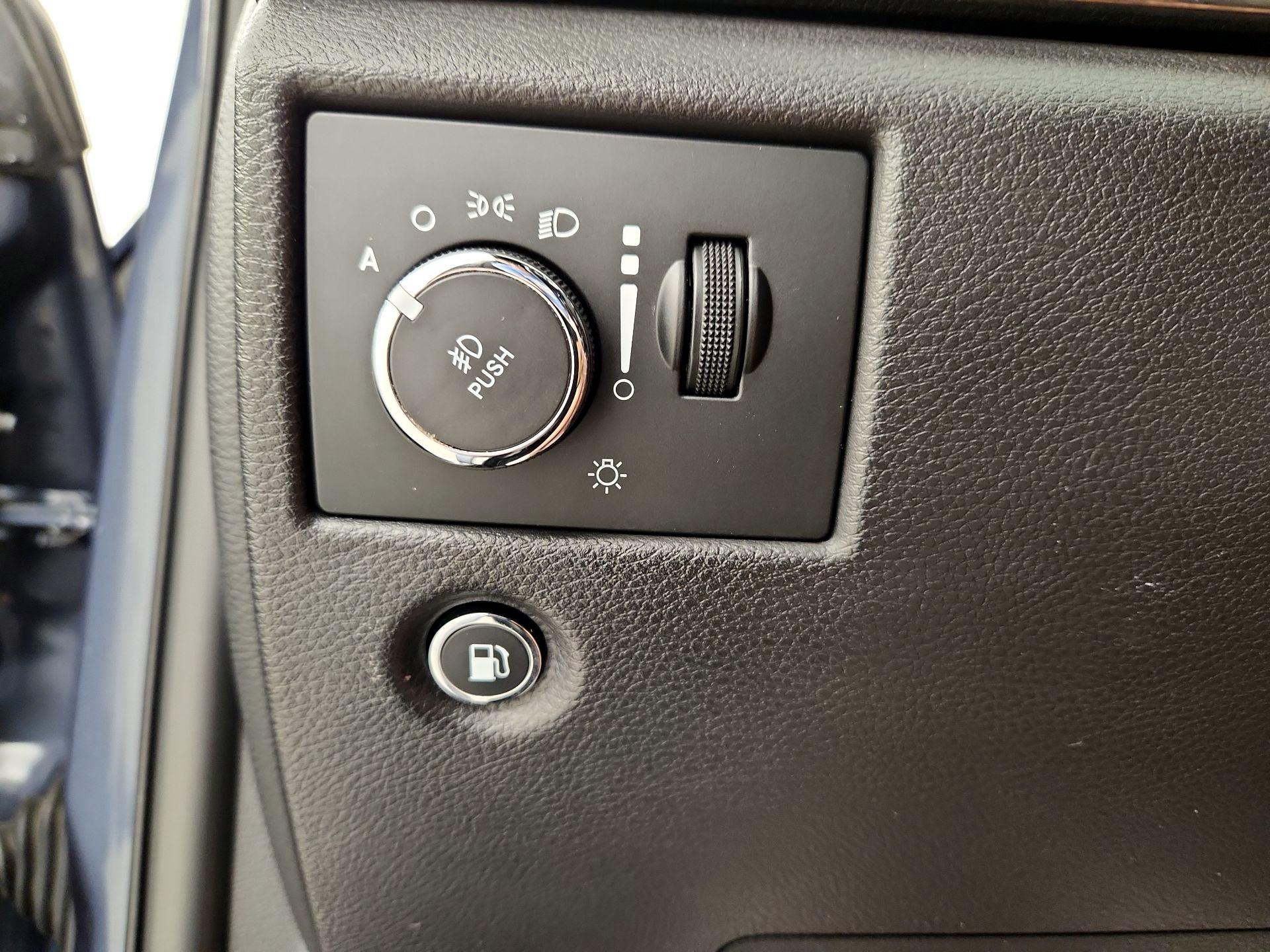 Thumbnail: 2020 Jeep Grand Cherokee - 13