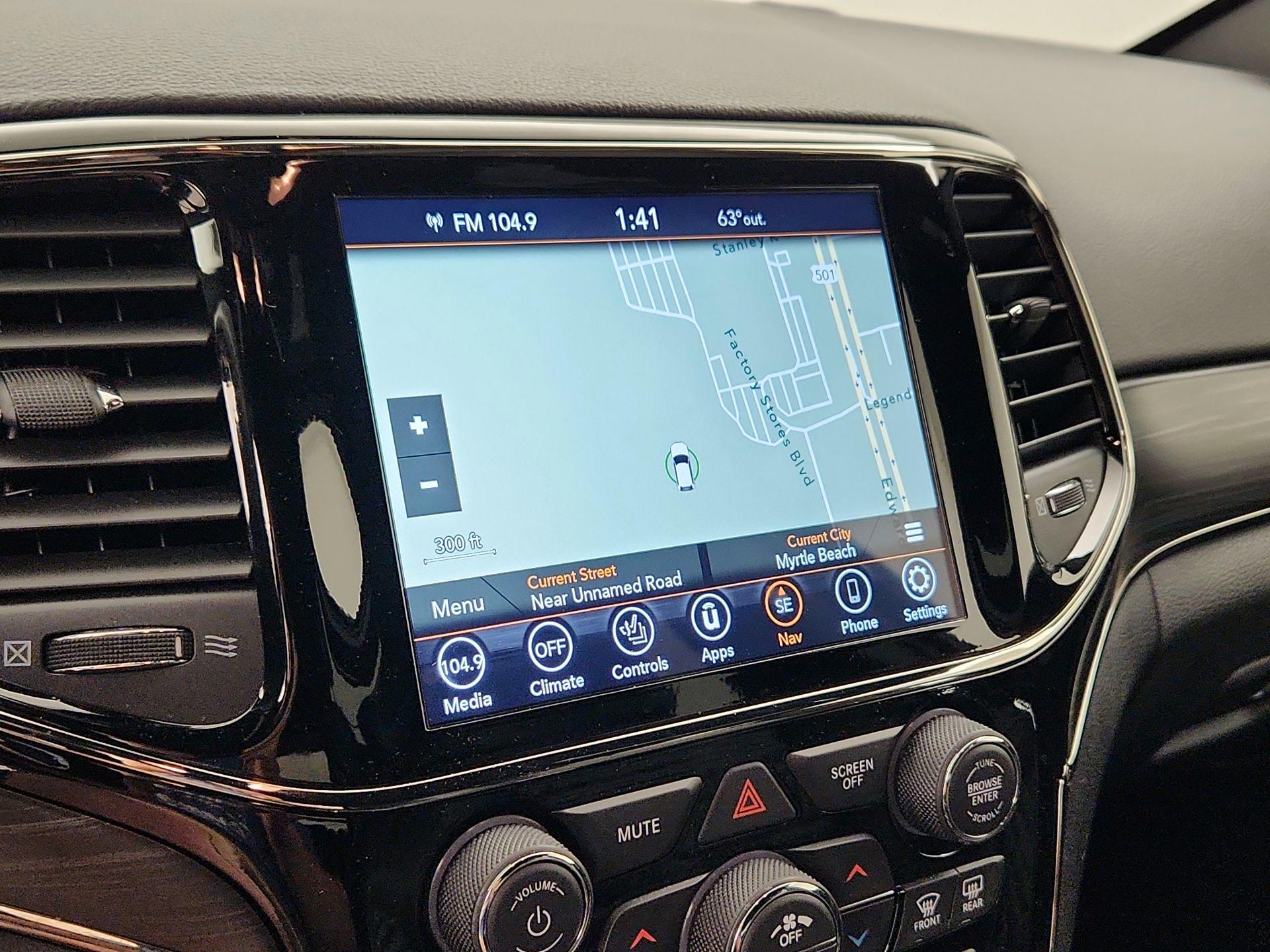 Thumbnail: 2020 Jeep Grand Cherokee - 14