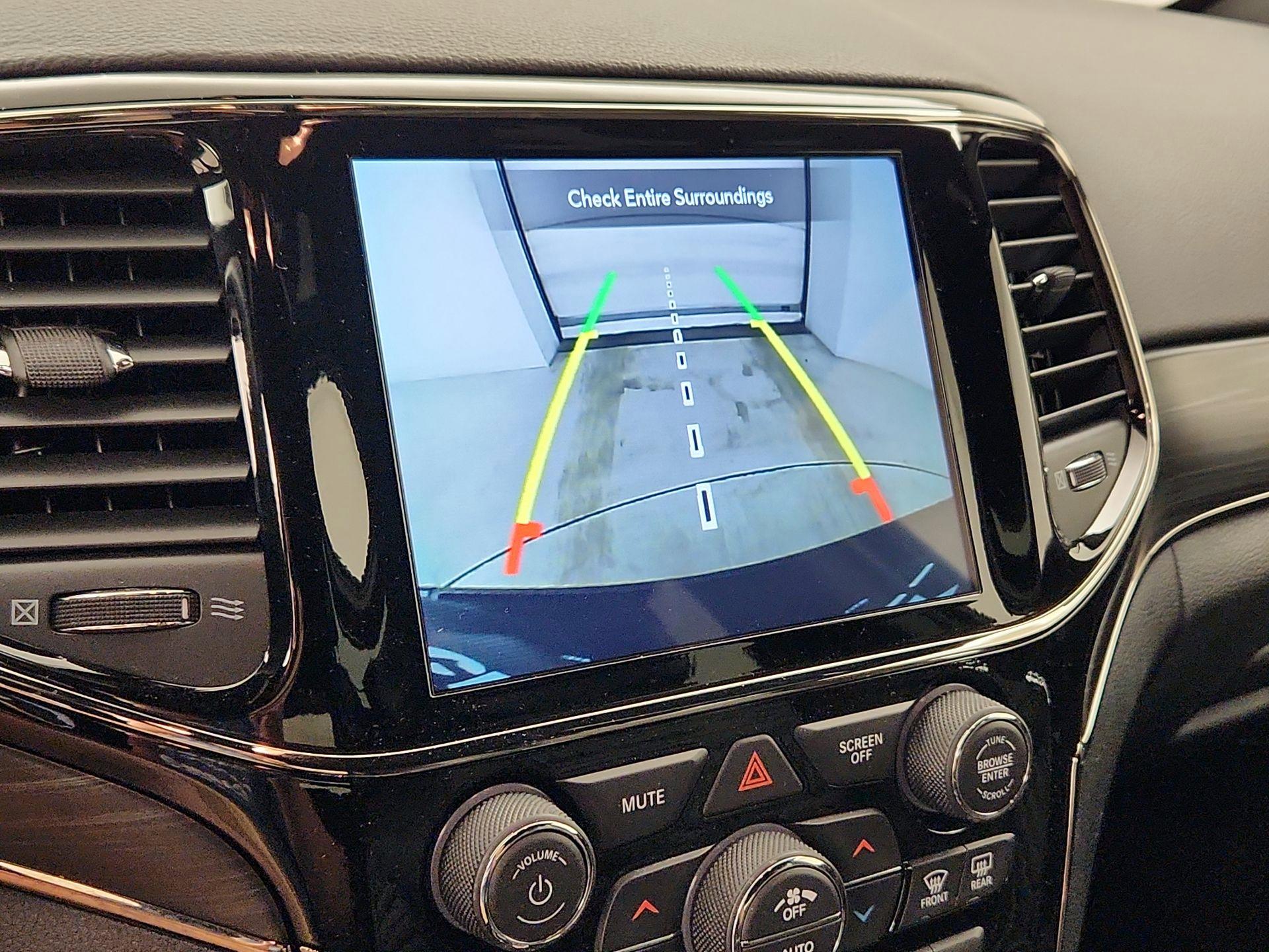 Thumbnail: 2020 Jeep Grand Cherokee - 15