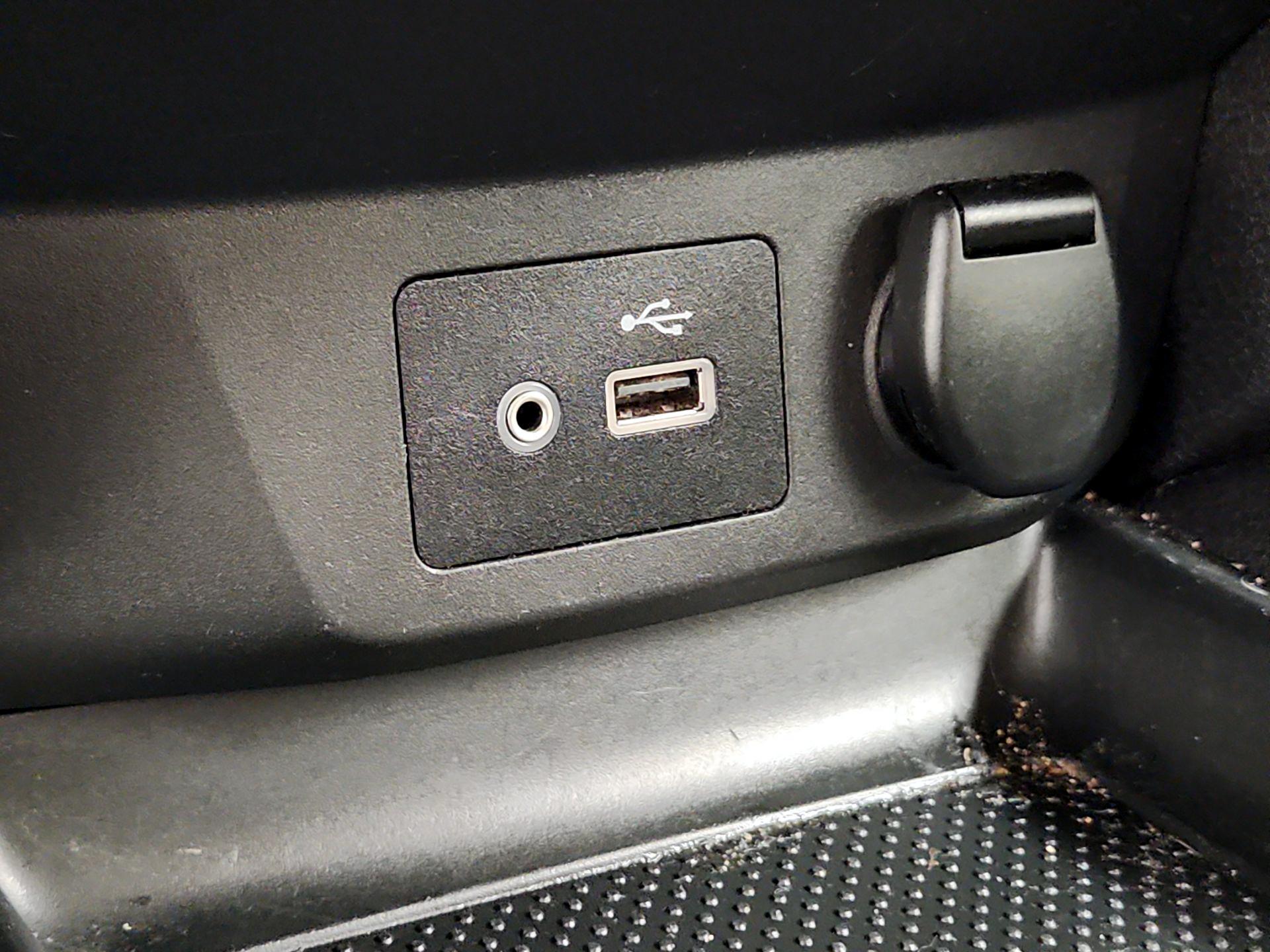 Thumbnail: 2020 Nissan Rogue Sport - 18